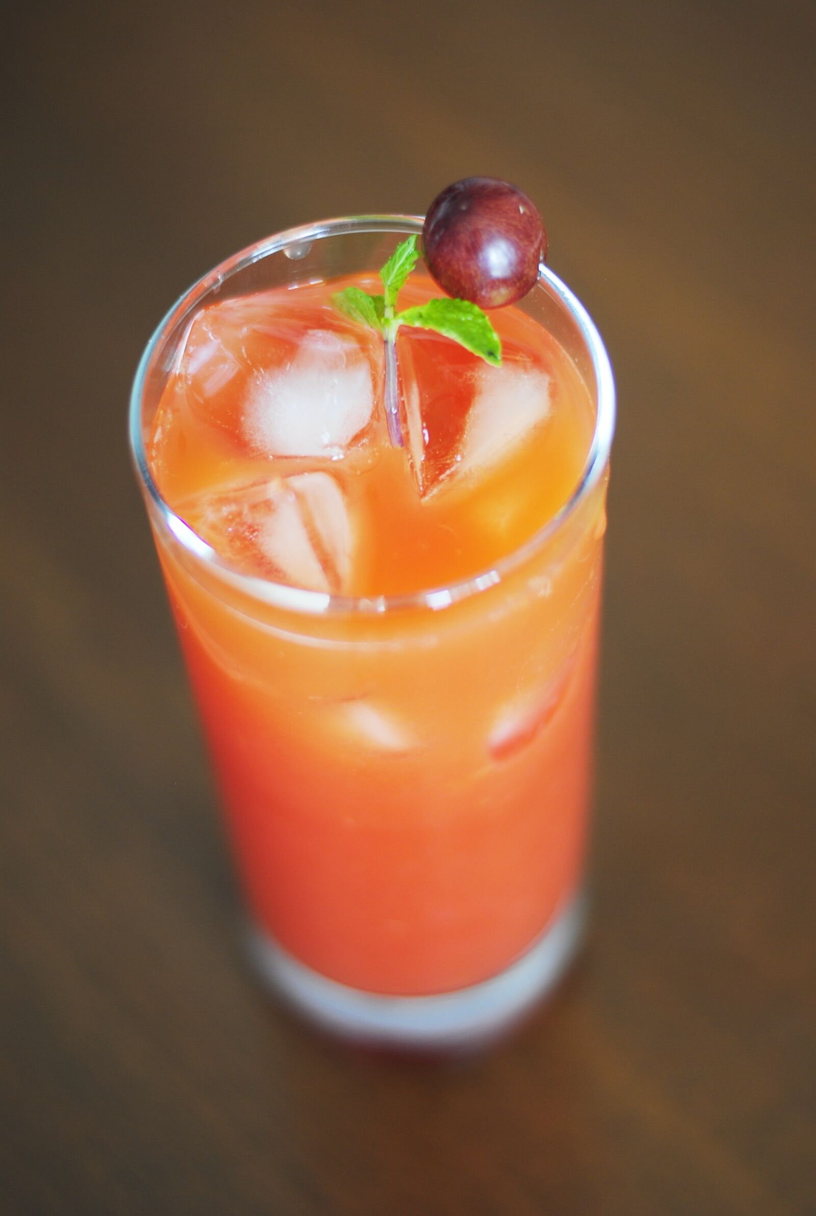 Nikon D3000 sample photo. Cold drink, juice, orange photography