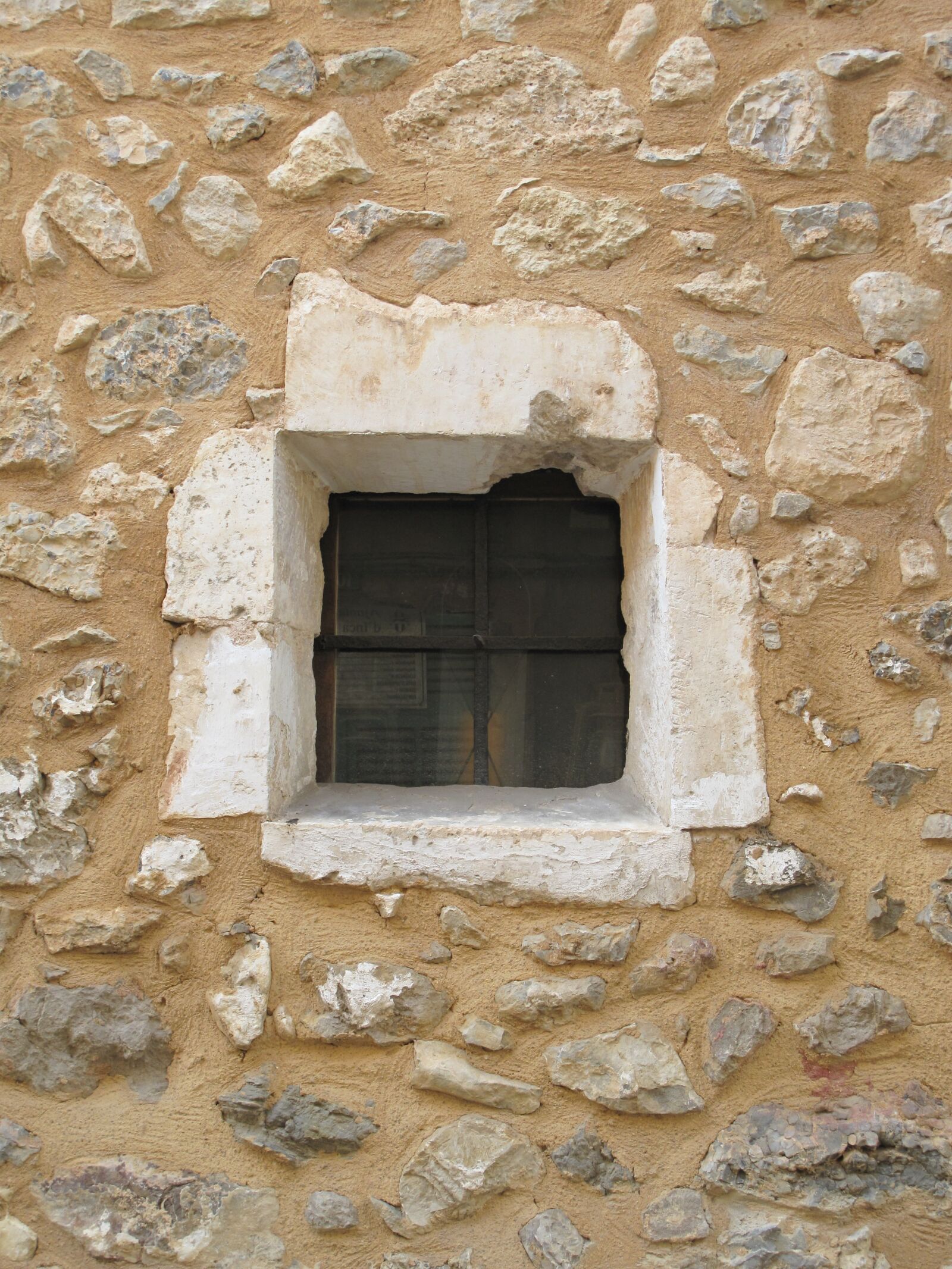 Canon PowerShot G10 sample photo. Stone house, window, facade photography