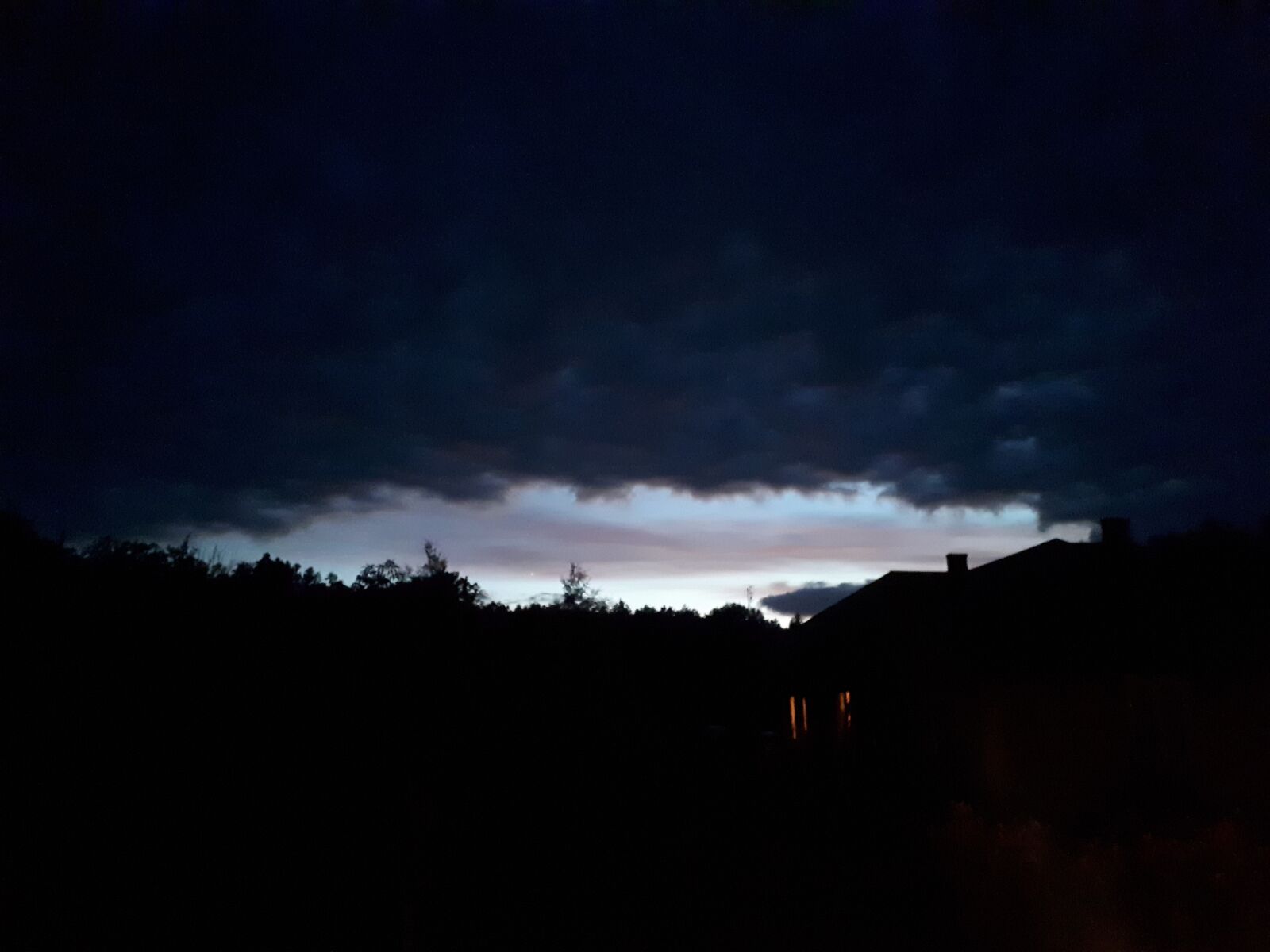 Samsung Galaxy A5(2017) sample photo. Sky, clouds, west photography