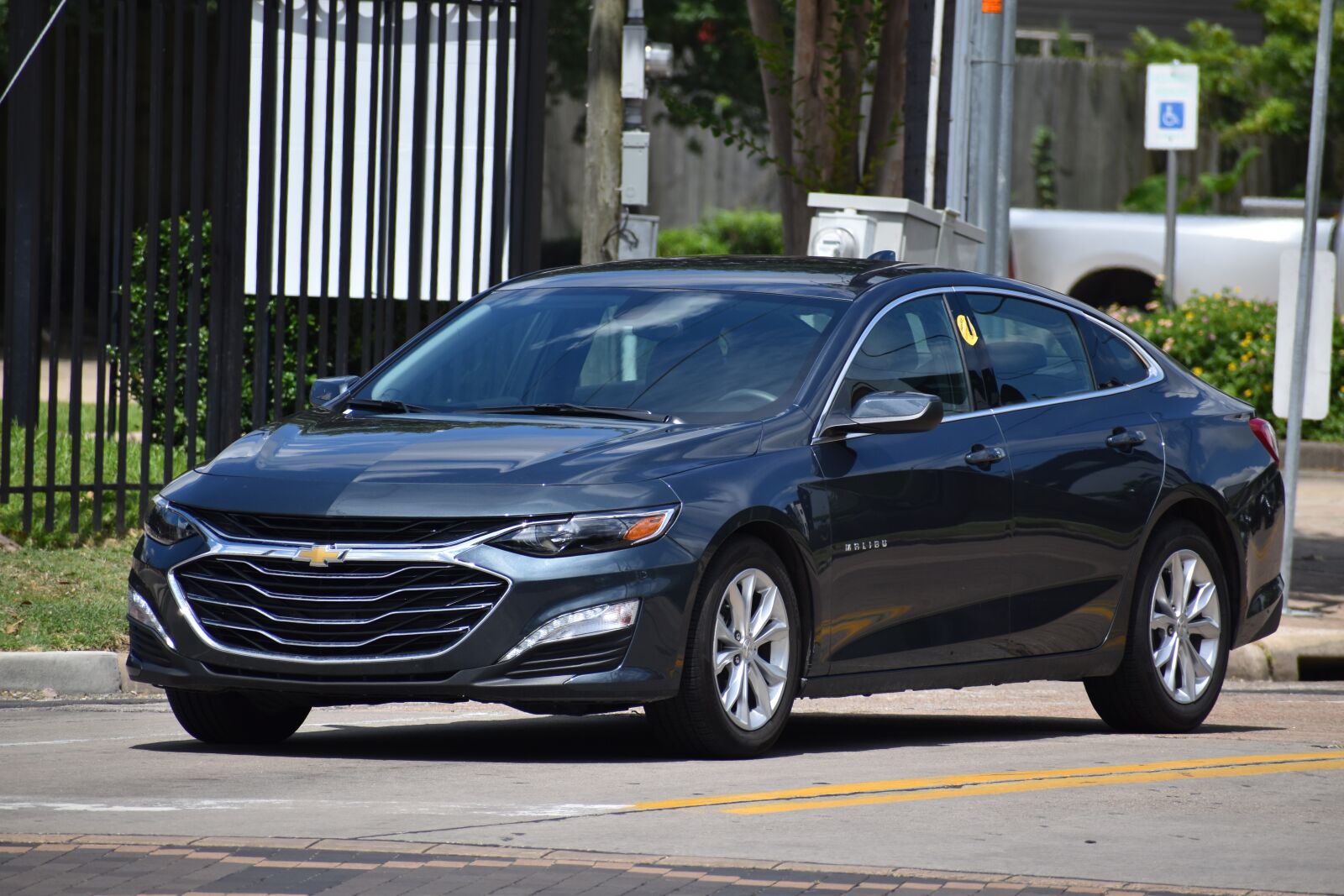 Nikon D3500 sample photo. Chevy, malibu, car photography