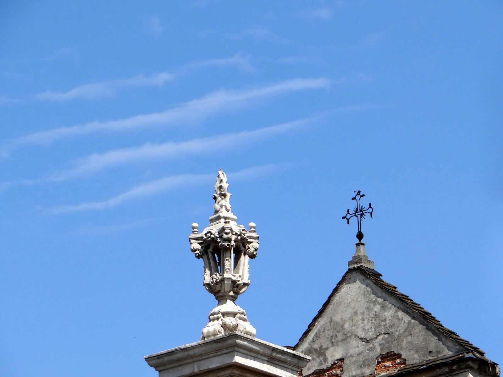 Sony DSC-HX200V sample photo. Church, bernardine, the roof photography