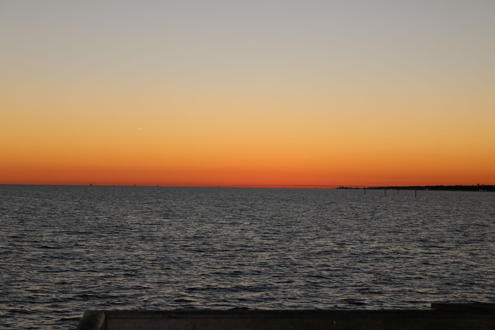 Canon EOS 70D sample photo. Beach, dusk, gulf photography