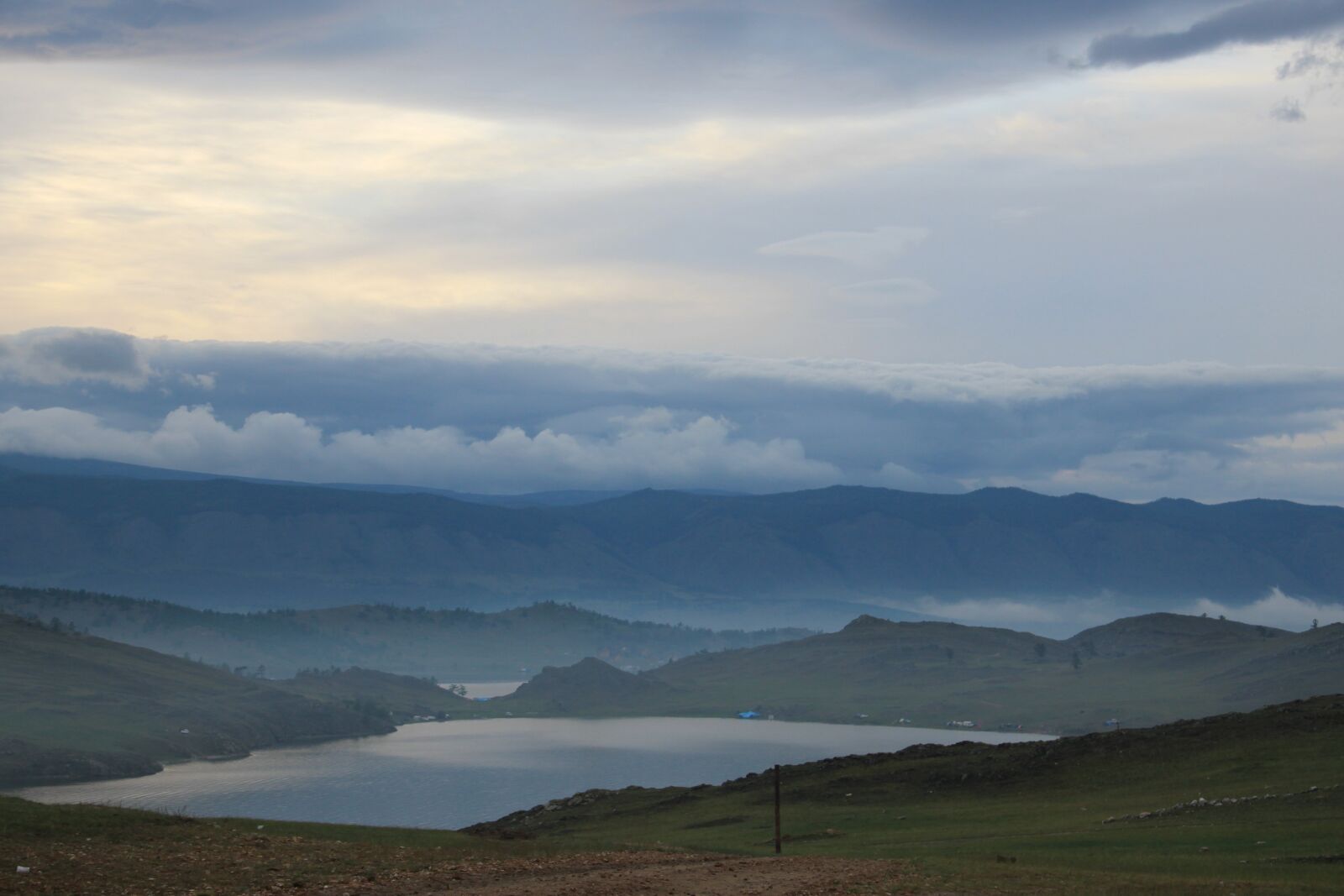 Canon EOS 500D (EOS Rebel T1i / EOS Kiss X3) sample photo. Landscape, baikal, mountains photography