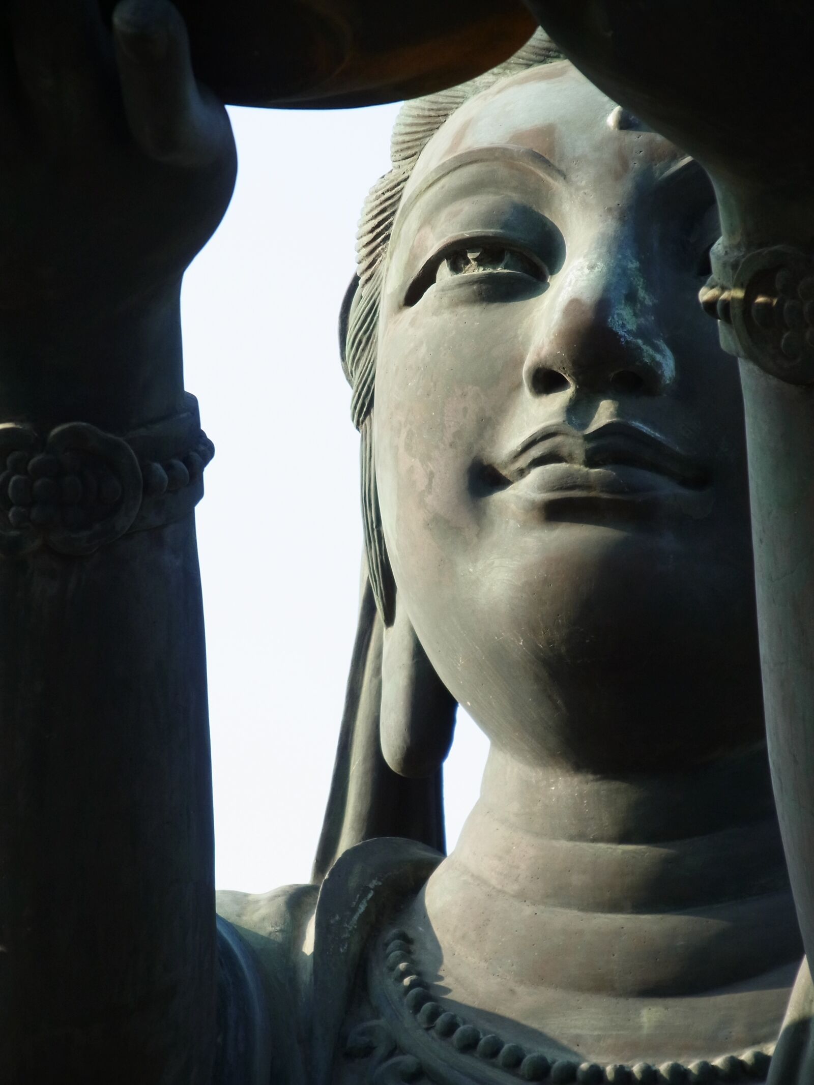 RICOH ZOOM LENS sample photo. Guanyin, statue, buddhism photography