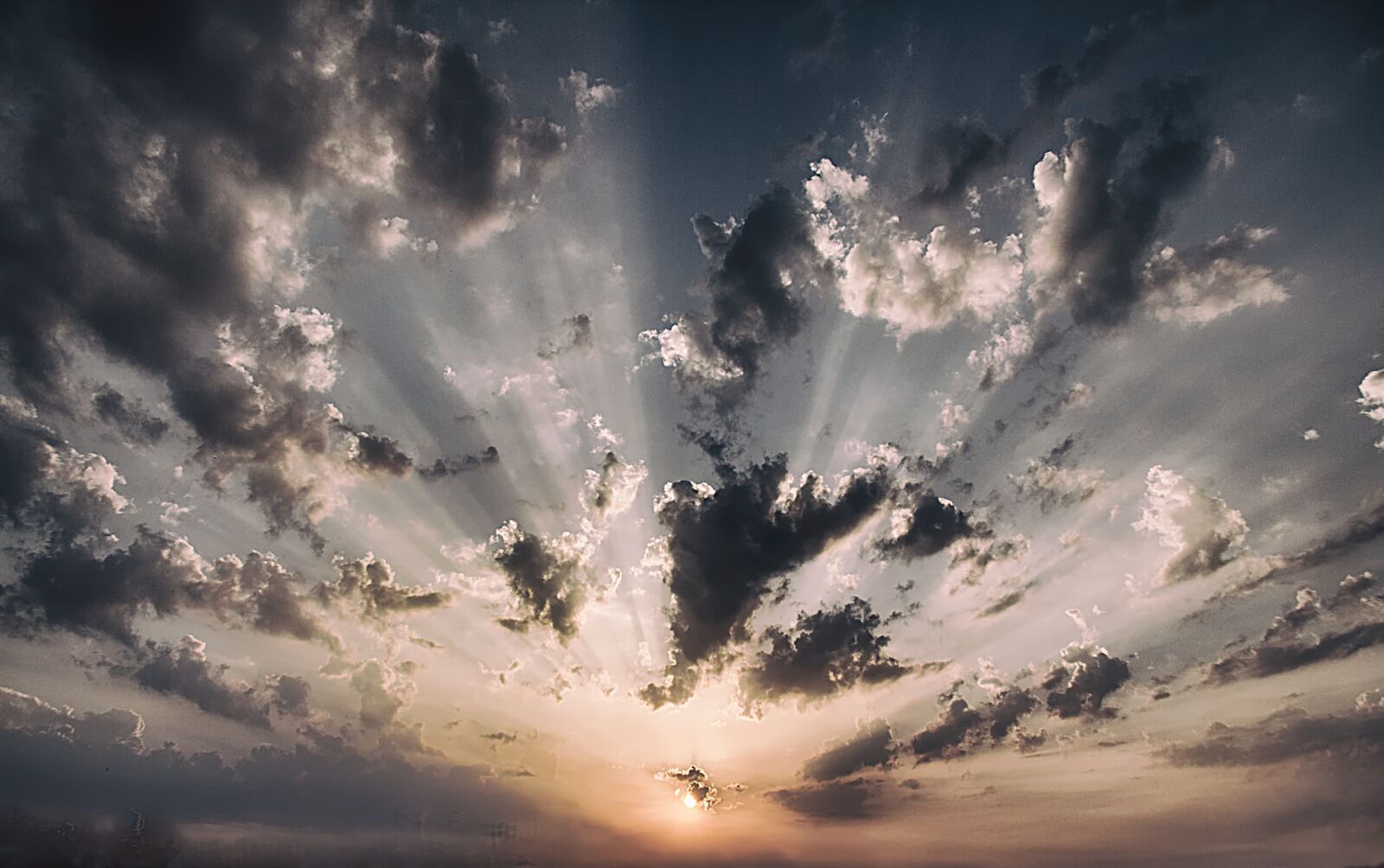 Canon EF-S 17-85mm F4-5.6 IS USM sample photo. Sky, evening sky, sun photography