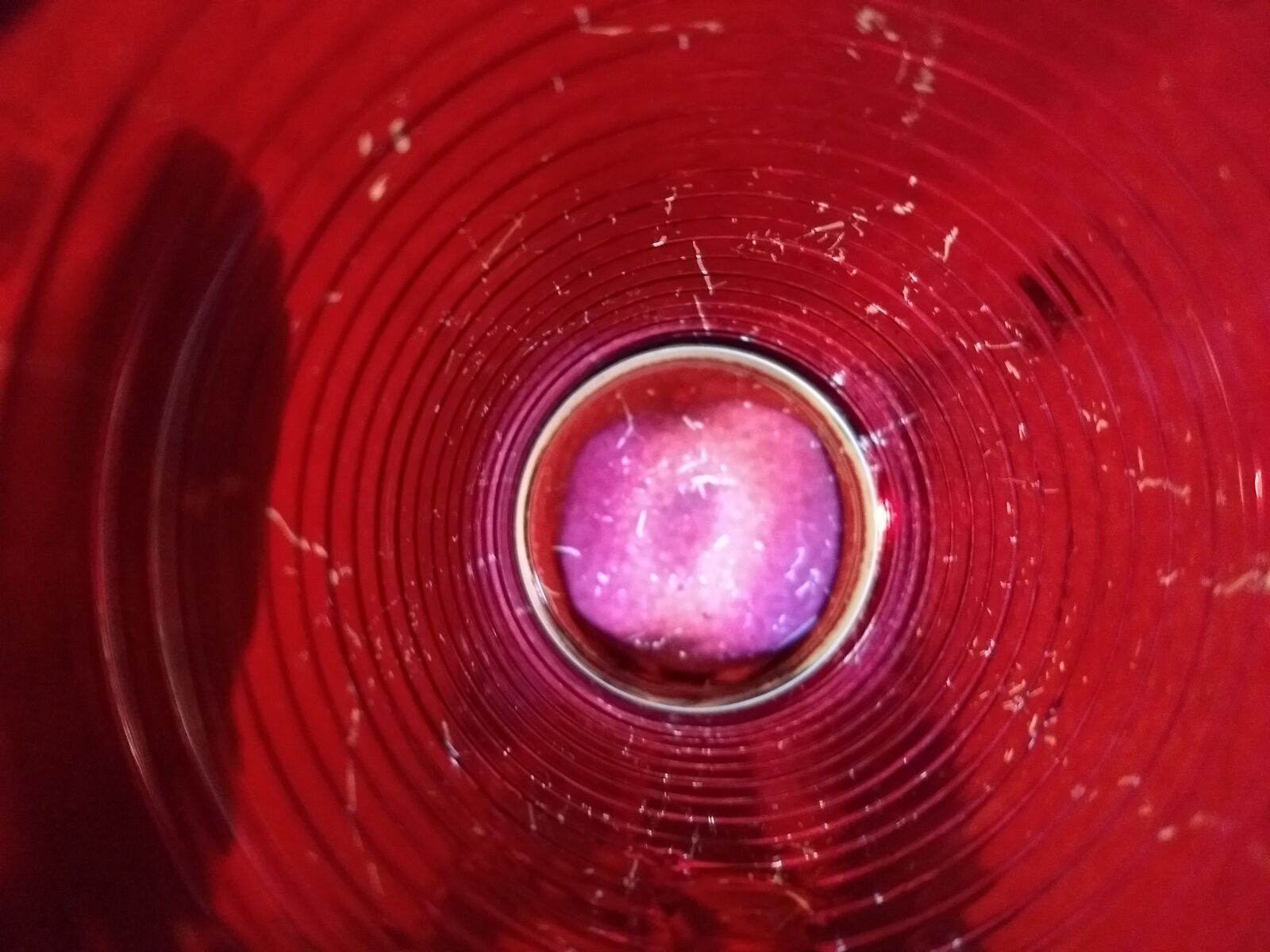 Motorola Moto G (5) Plus sample photo. Glass, red, two photography