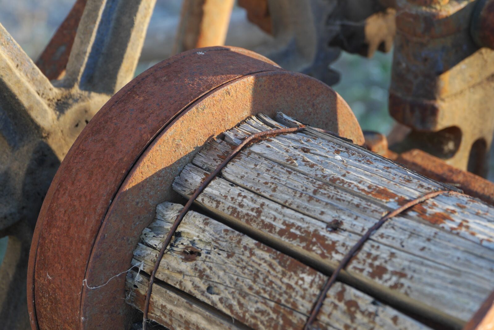 Panasonic Lumix DMC-GH3 sample photo. Machine, gear, mechanics photography