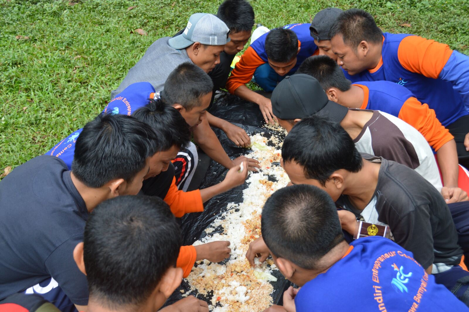 Nikon D3200 sample photo. People, group, man photography