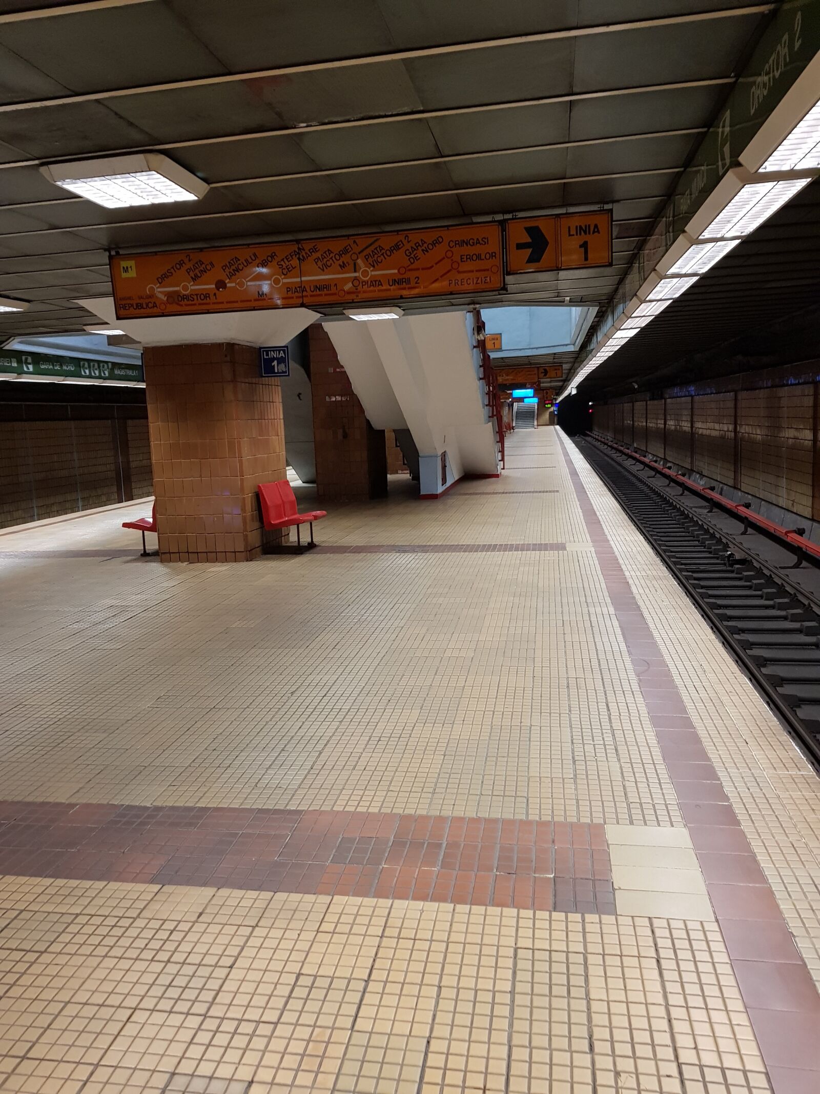 Samsung Galaxy S8+ sample photo. Coronavirus, isolation, work photography