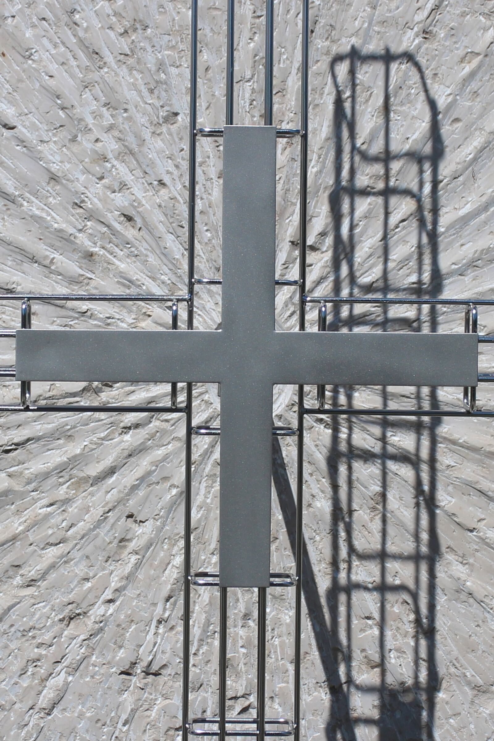 Canon EOS M sample photo. Metal cross, cross, symbol photography