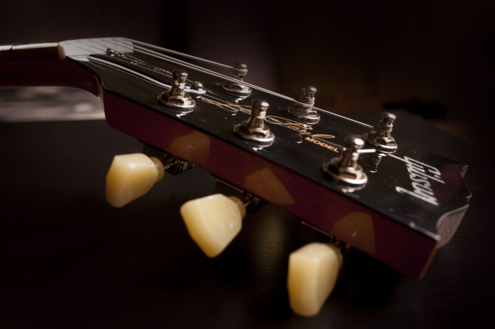 Nikon D100 sample photo. Electric, guitar, guitar photography