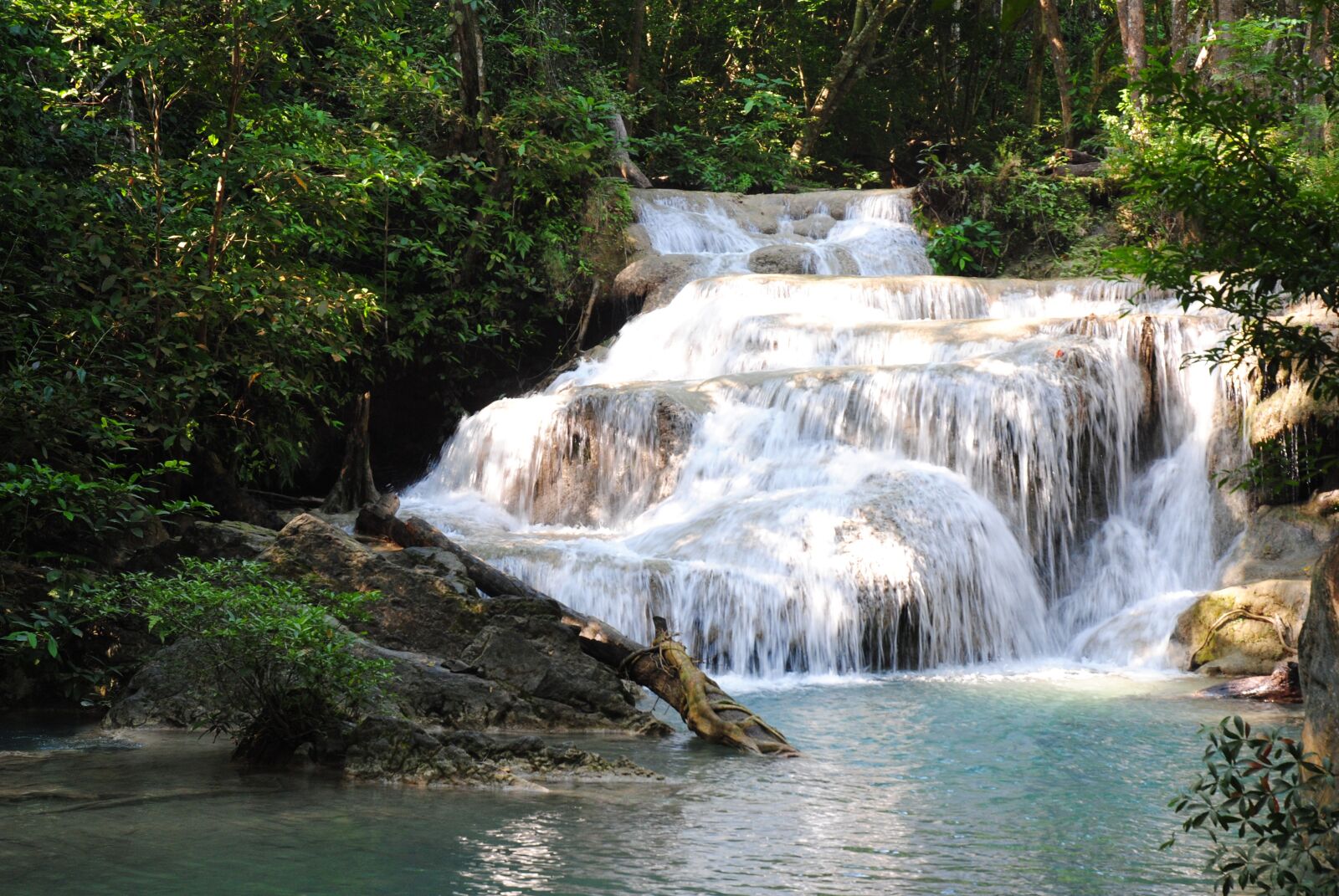 Nikon D3000 sample photo. Waterfall, jungle, peaceful photography