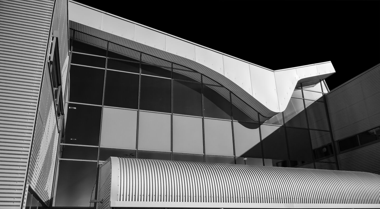 Sony a6000 sample photo. Architecture, modern, window photography