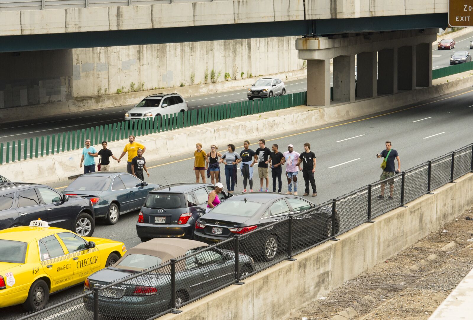 Nikon D7200 sample photo. Protest, highway, i83 photography