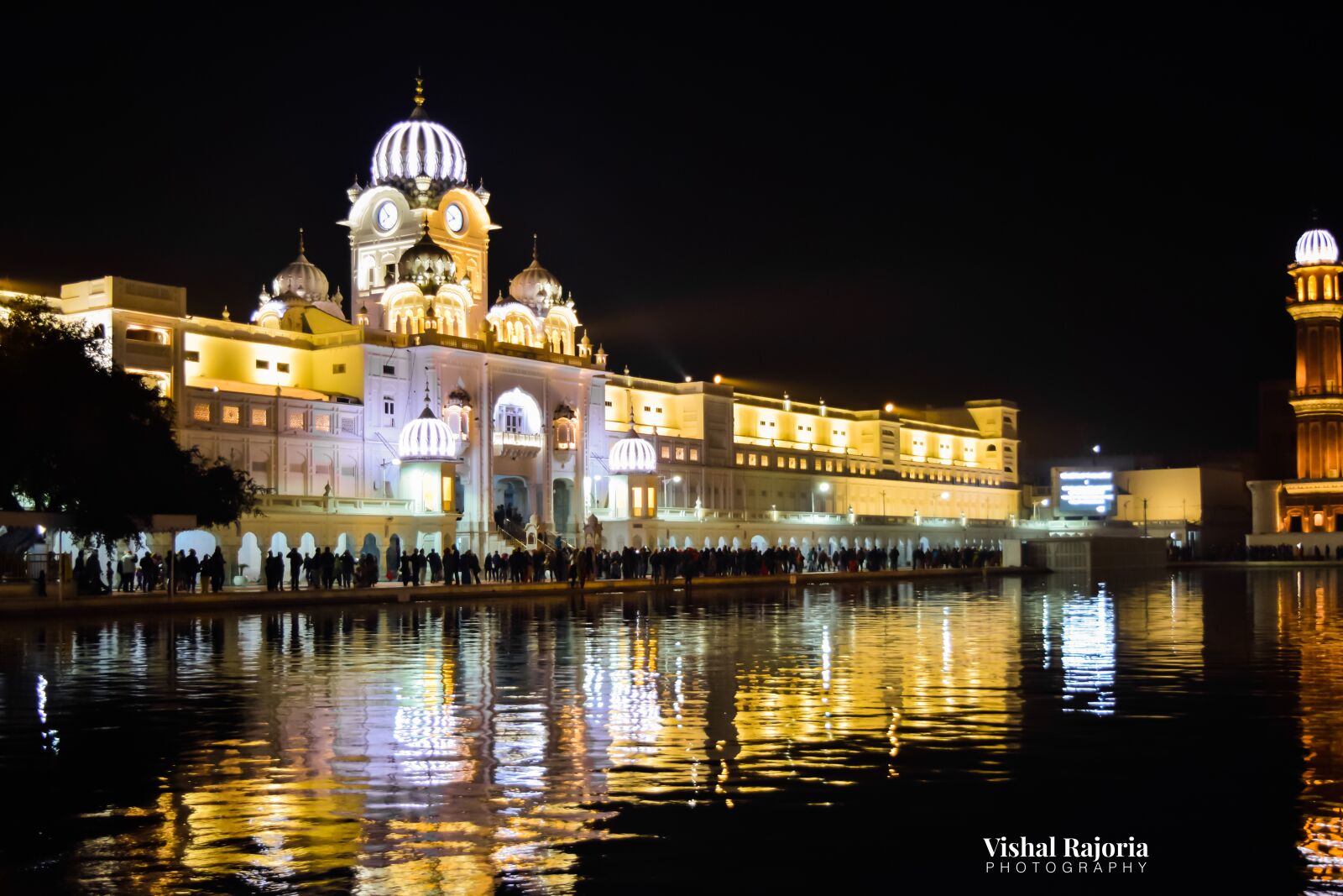 Nikon D5300 sample photo. Temple, night lights, architecture photography