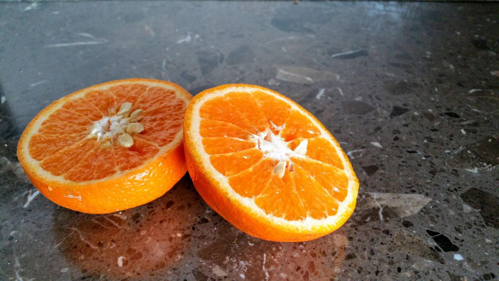 Samsung Galaxy Note4 sample photo. Bright, close, up, colors photography