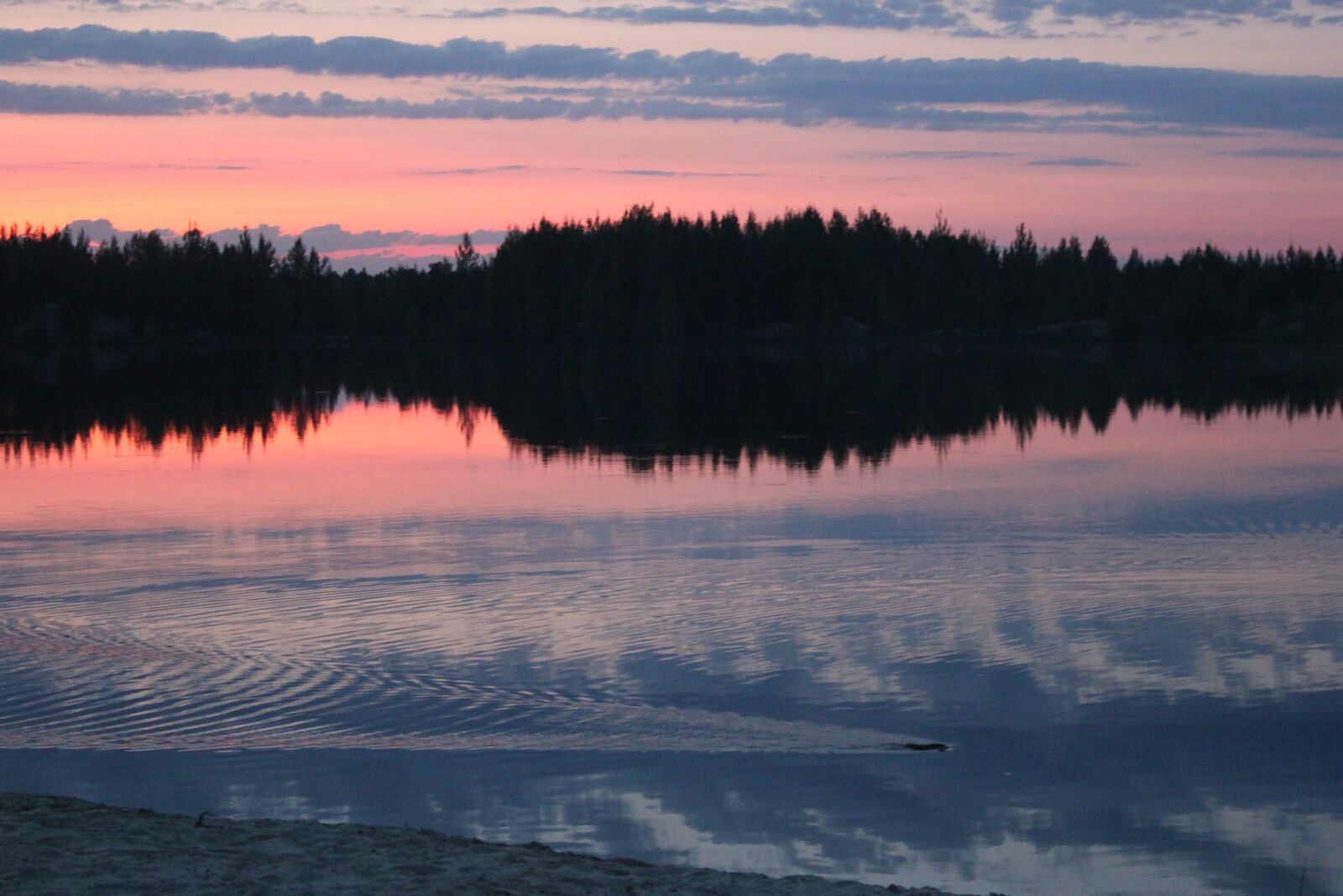 Canon EOS 550D (EOS Rebel T2i / EOS Kiss X4) sample photo. No one, water, lake photography