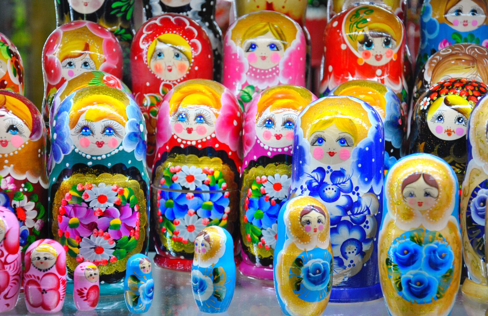 Nikon D3000 sample photo. Russia, souvenirs, babuschka photography