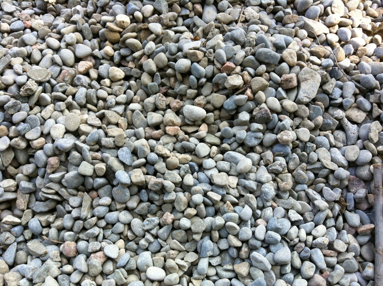 Apple iPhone 4 sample photo. Pebbles, background, tiny photography