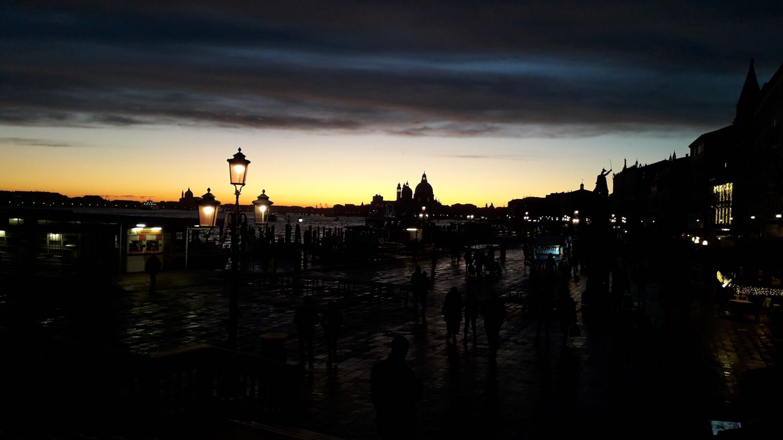 Samsung Galaxy J4 sample photo. Sunset, venice, italy photography