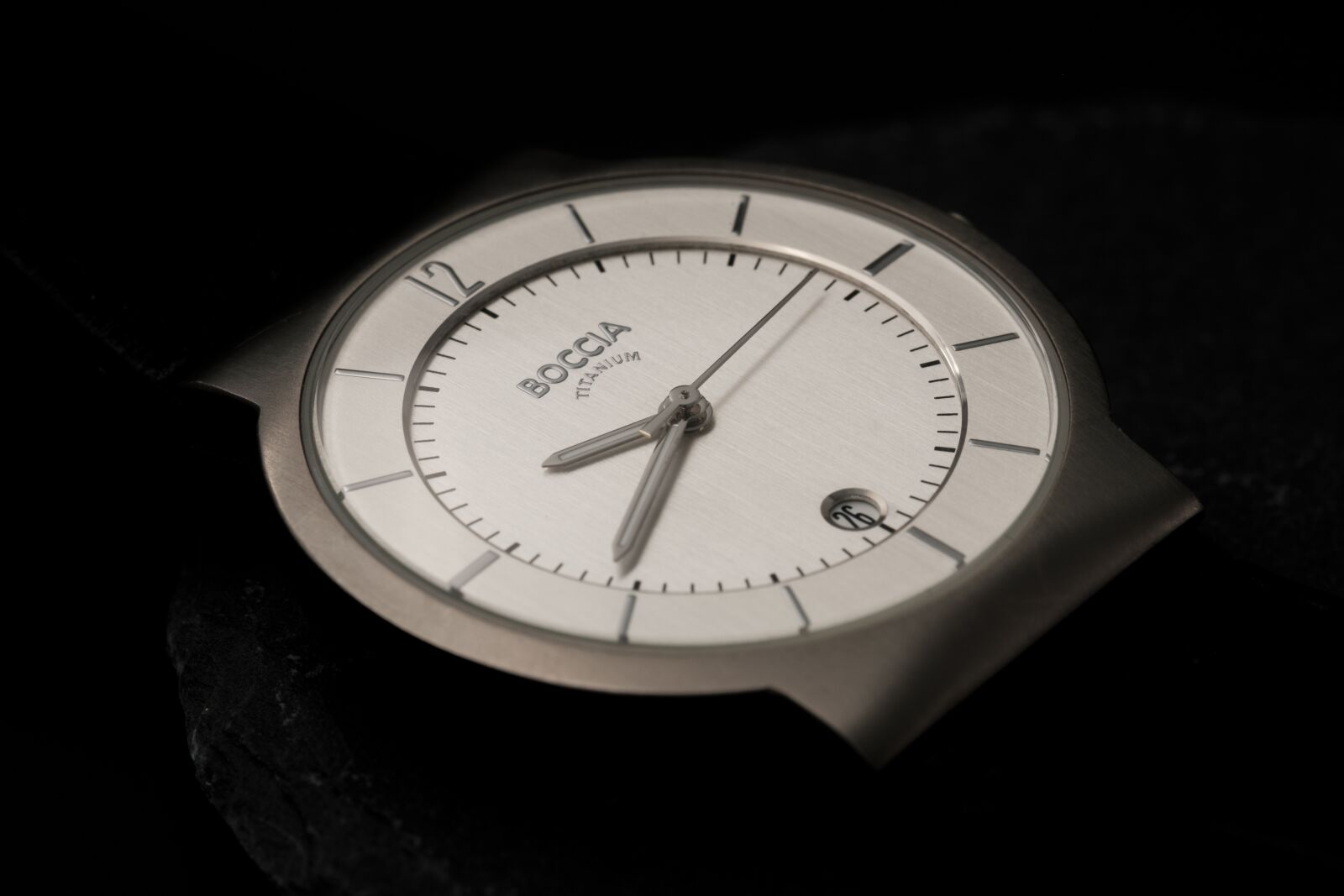 Fujifilm X-T2 + Fujifilm XF 80mm F2.8 R LM OIS WR Macro sample photo. Clock, wrist watch, time photography