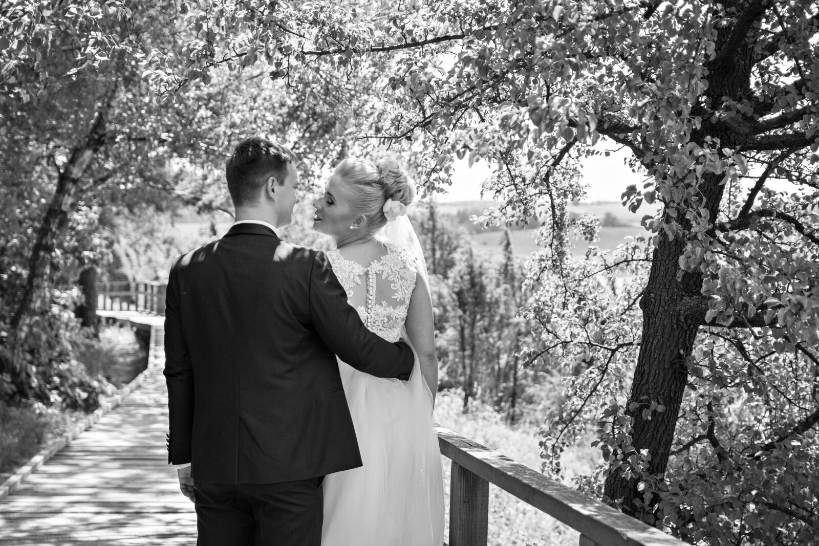 Canon EOS 600D (Rebel EOS T3i / EOS Kiss X5) sample photo. Wedding photography, wedding, natural photography