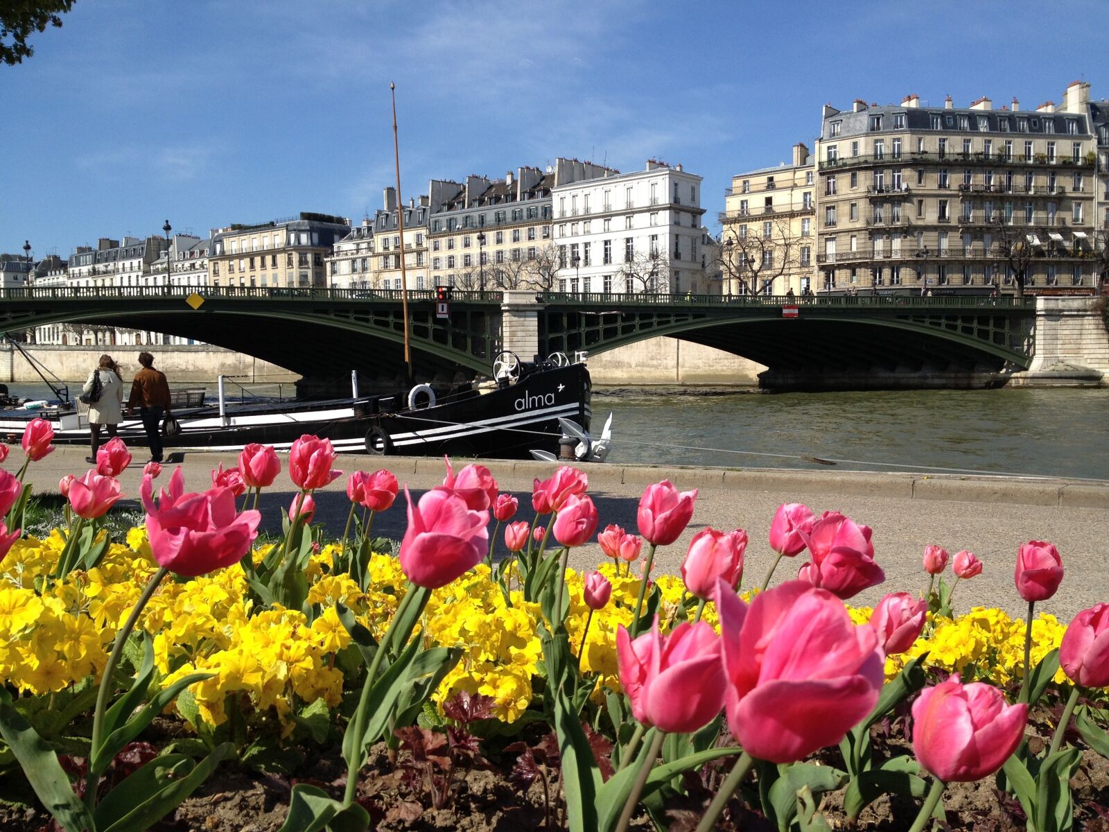 Apple iPhone 4S sample photo. France, paris, spring photography