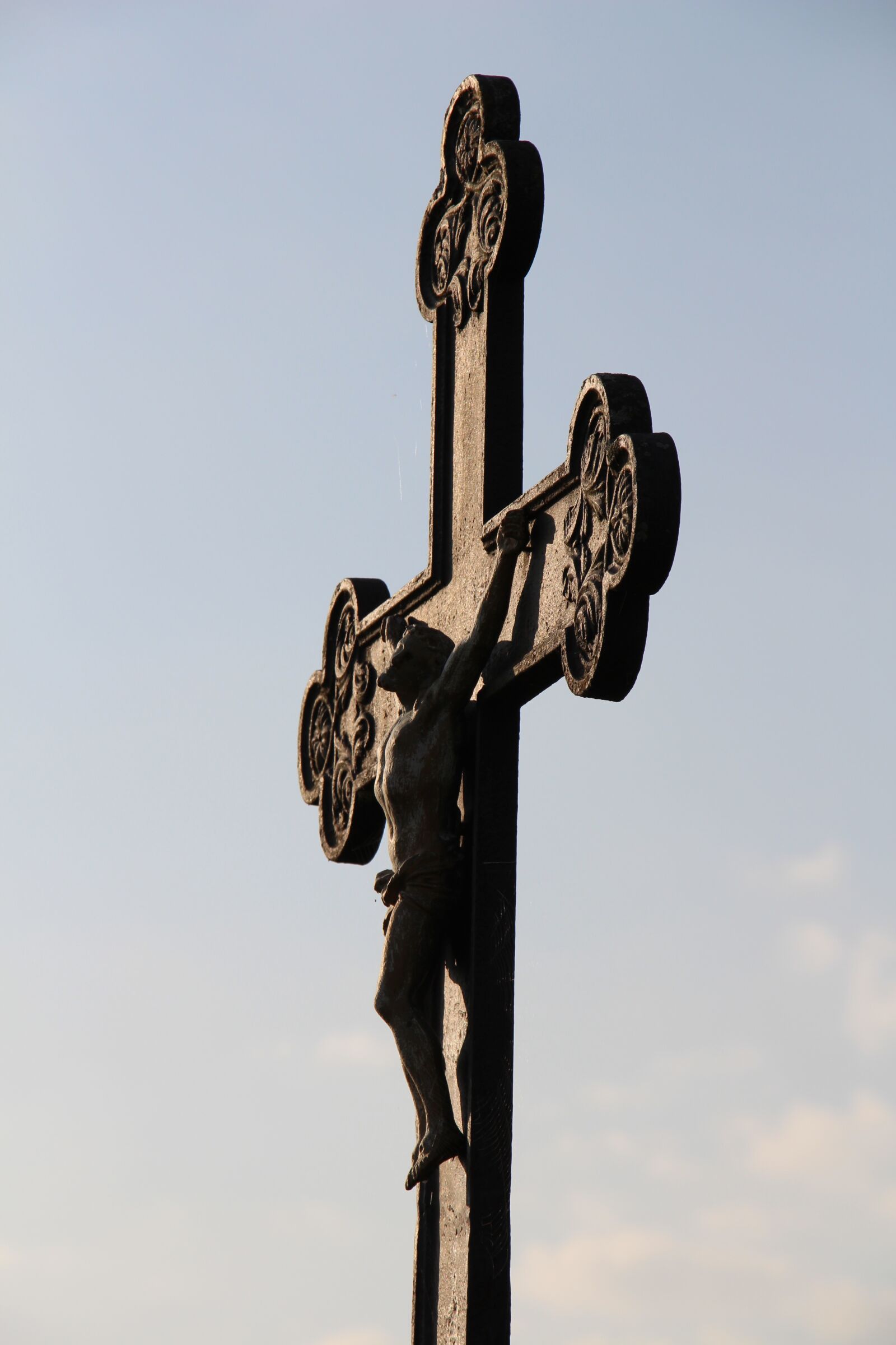Canon EF-S 18-135mm F3.5-5.6 IS STM sample photo. Sky, cross, jesus photography