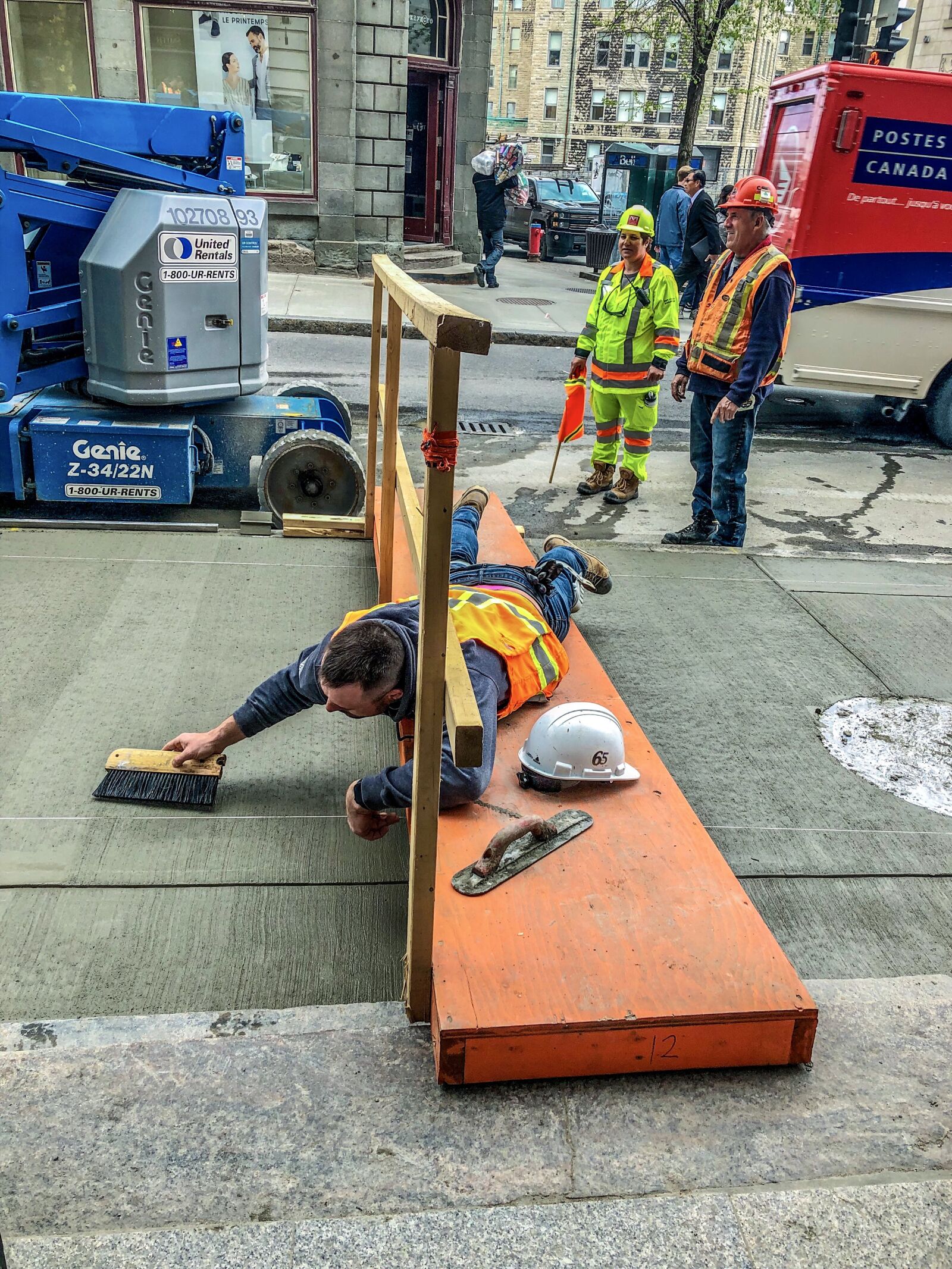 Apple iPhone X sample photo. Construction, montreal, workers photography