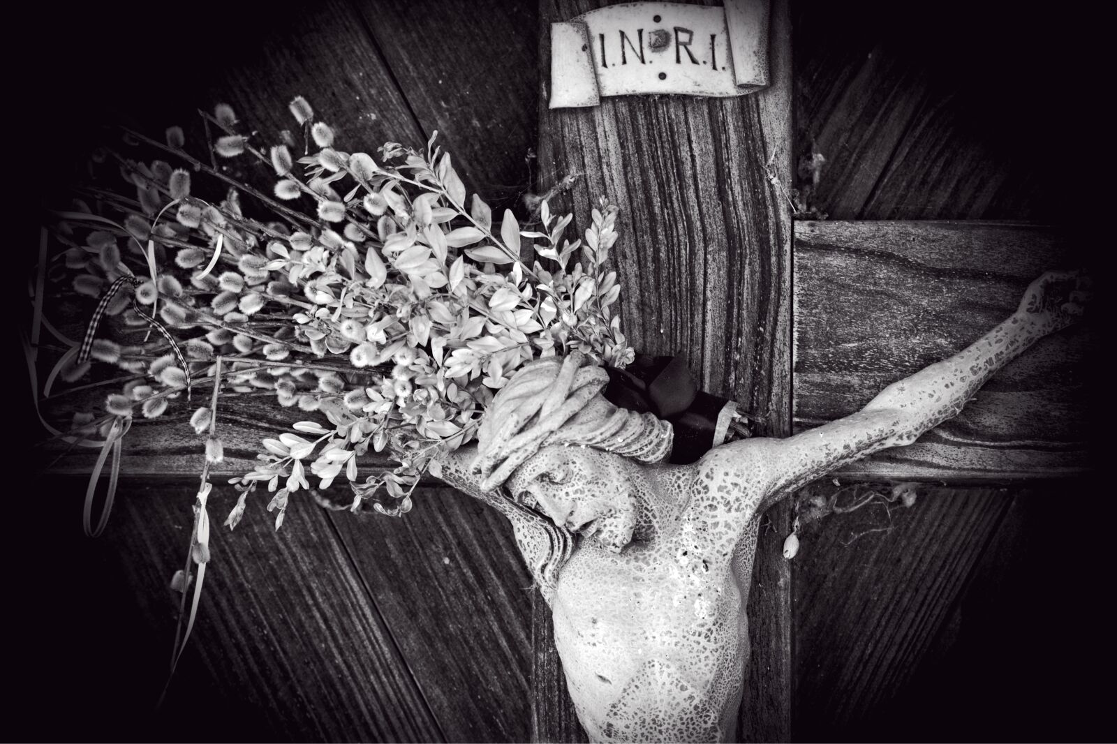 55.0-200.0mm f/4.0-f/5.6 sample photo. Cross, jesus, faith photography