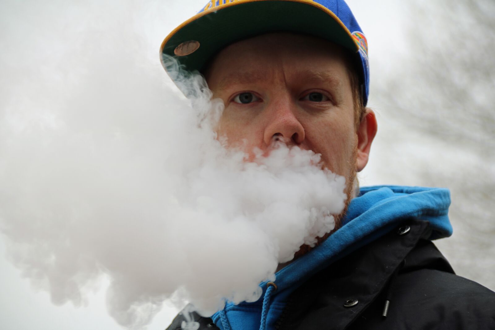 Canon EOS 760D (EOS Rebel T6s / EOS 8000D) sample photo. Vaping, head in clouds photography