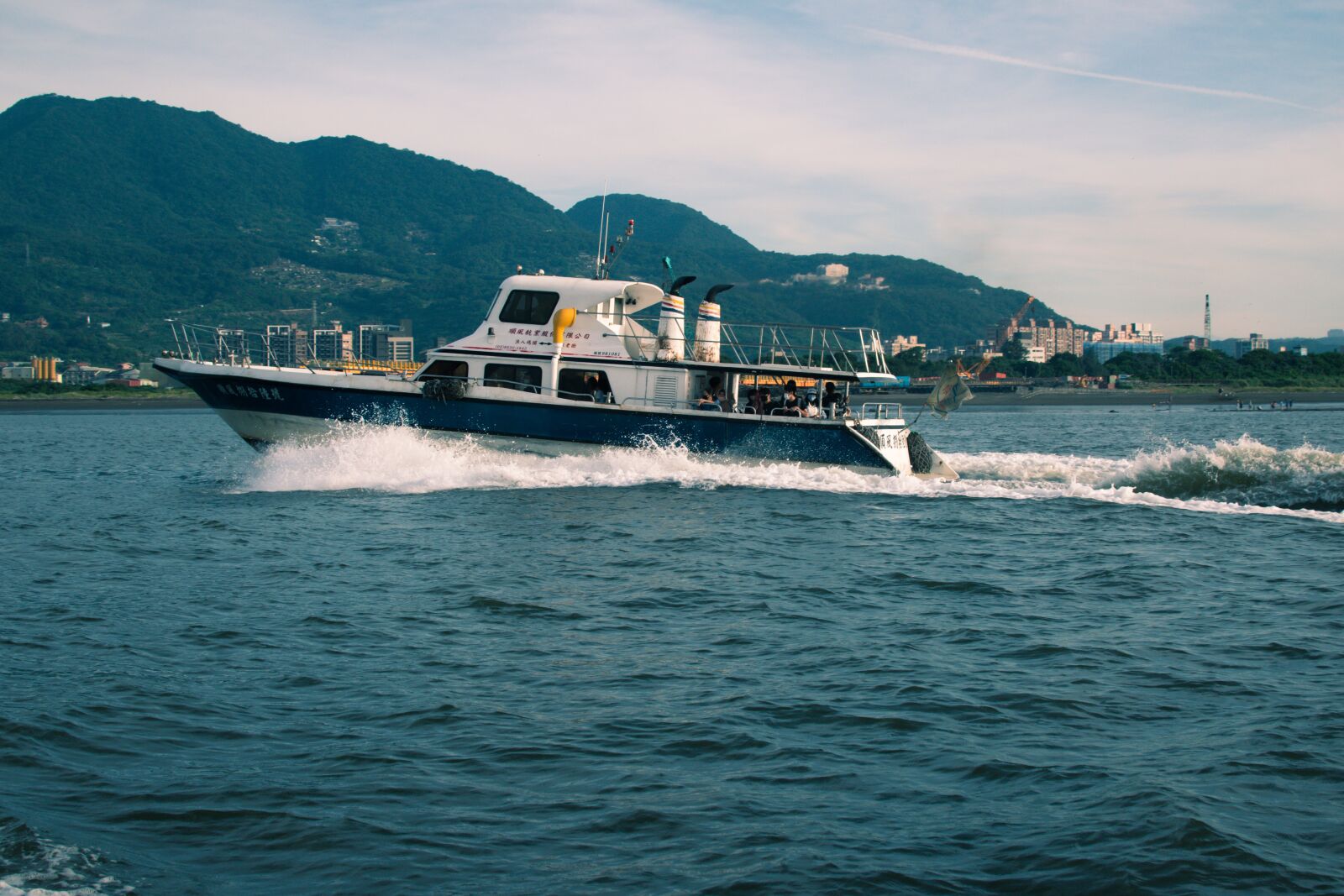 Nikon D5500 sample photo. Boat, river, water photography