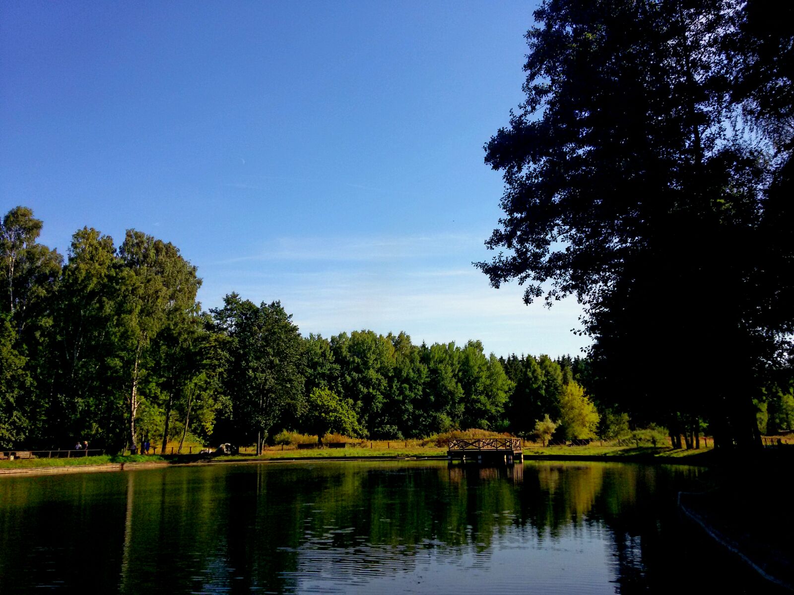 Samsung Galaxy S5 Mini sample photo. Blue, sky, boat, deck photography