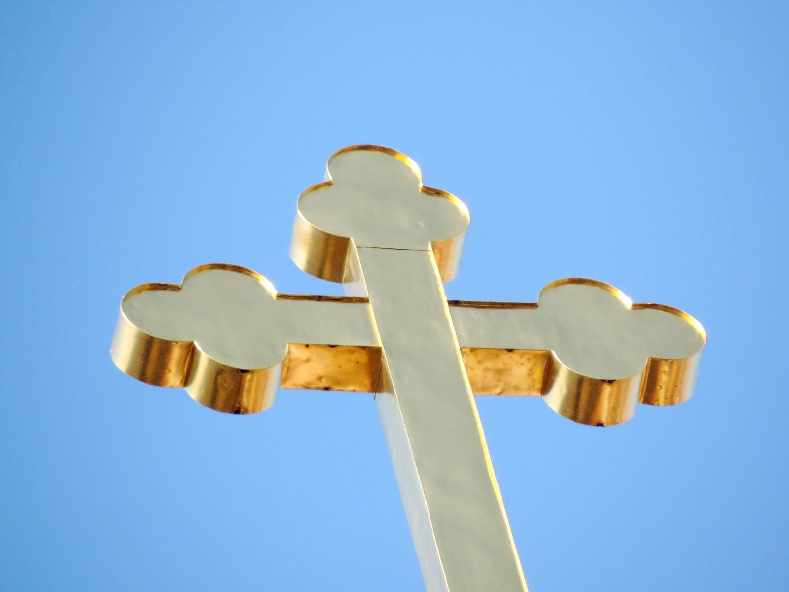 Nikon Coolpix P520 sample photo. Christianity, cross, crucifixion, gold photography
