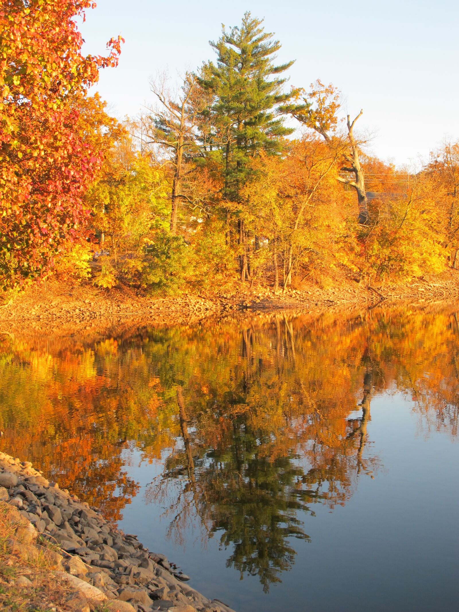 Canon PowerShot G11 sample photo. Autumn, reflection, landscape photography