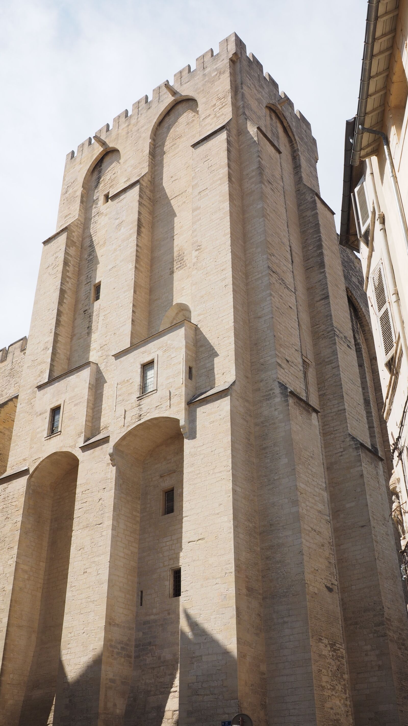Olympus OM-D E-M1 + Olympus M.Zuiko Digital ED 12-40mm F2.8 Pro sample photo. Avignon, palais des papes photography