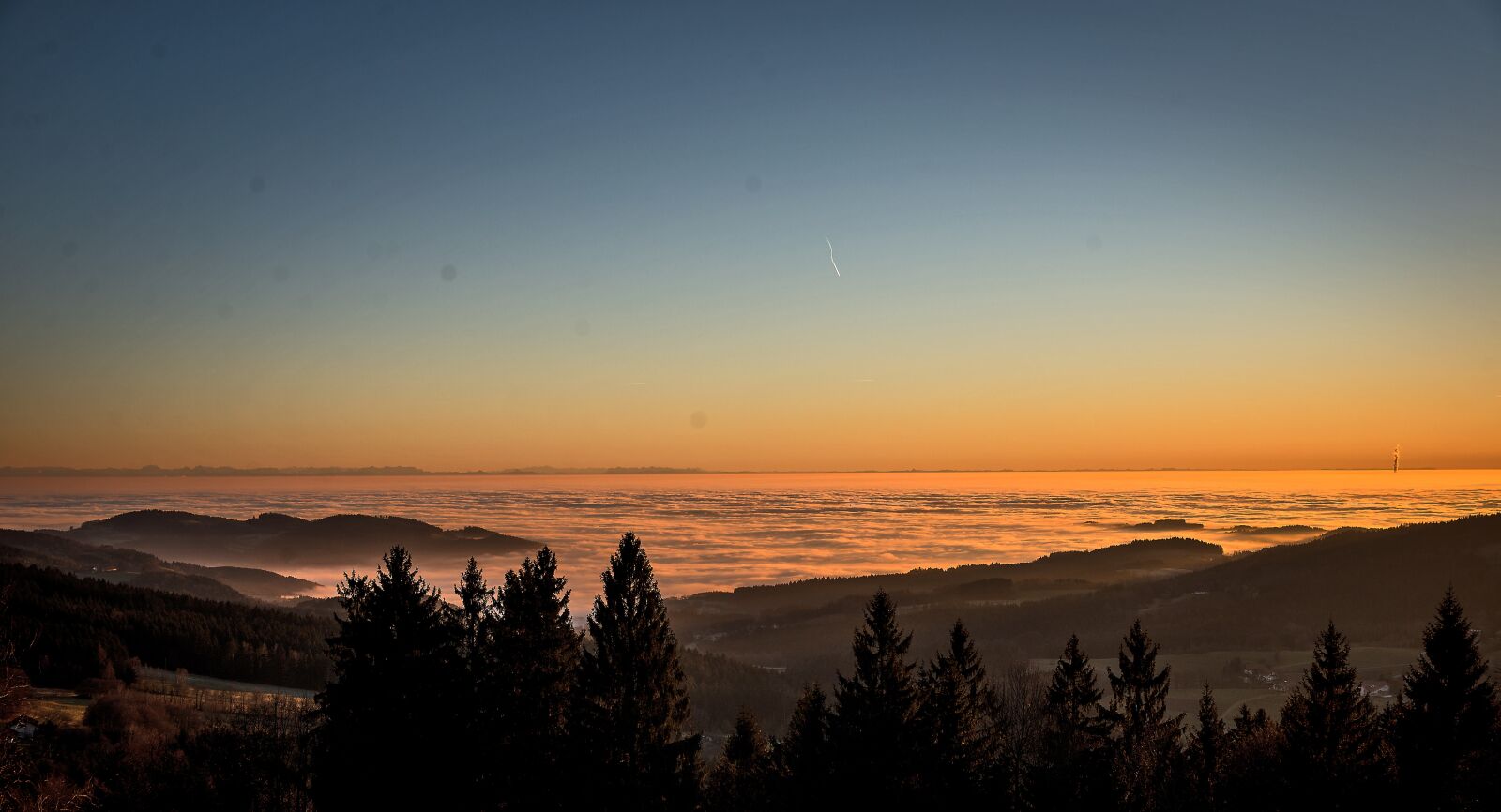 Nikon D610 sample photo. Sunset, fog, mood photography