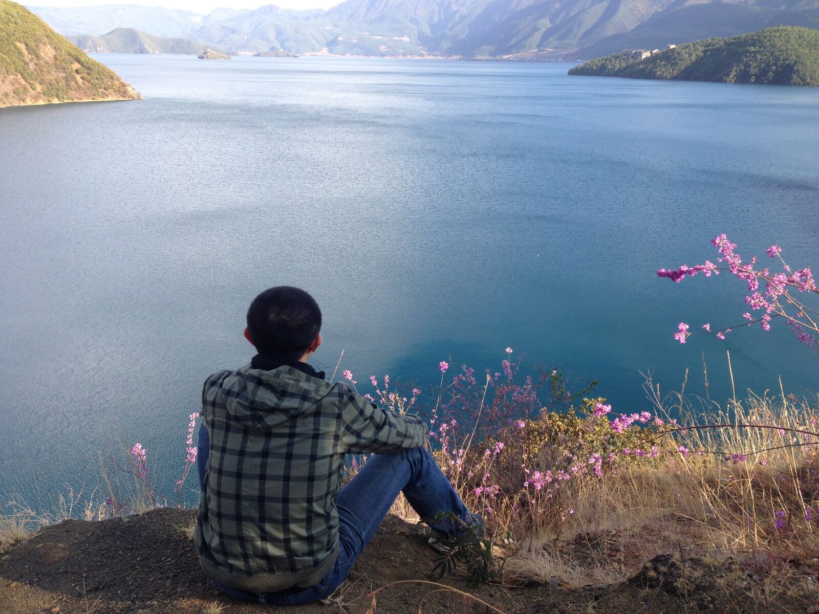Apple iPhone 5 sample photo. Shanghai put lake, facing photography