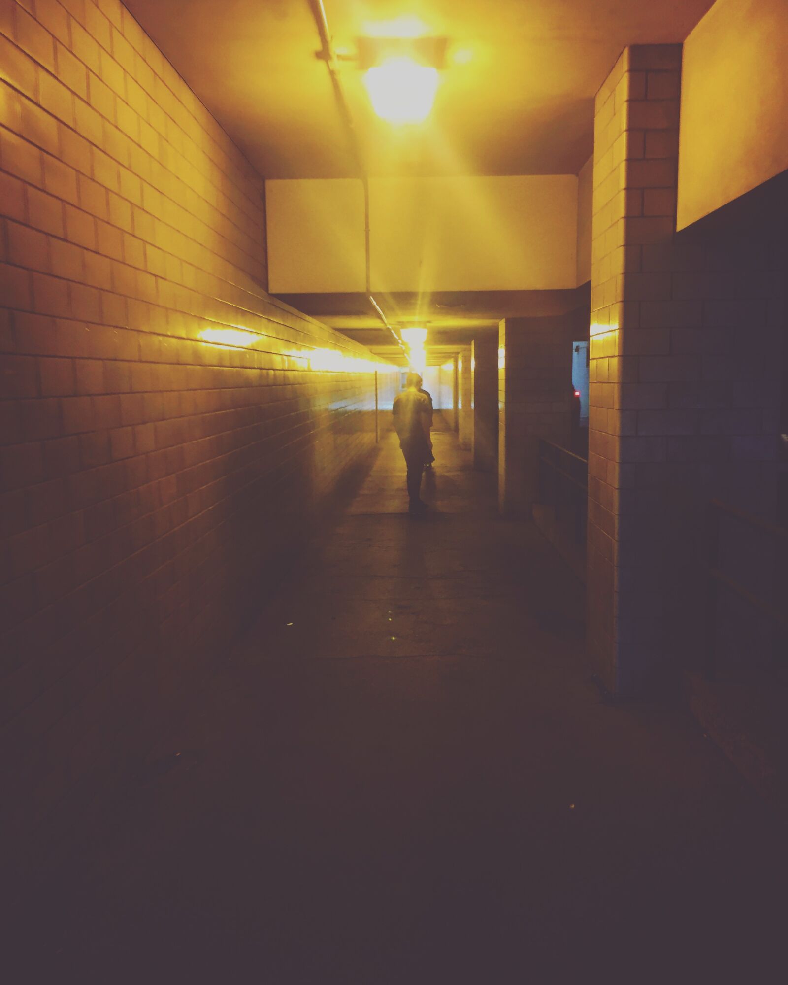 Apple iPhone 6 sample photo. City, dark, depth, lights photography