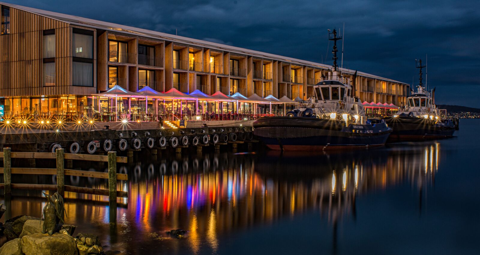 Nikon D7200 sample photo. Waterfront, night, city photography