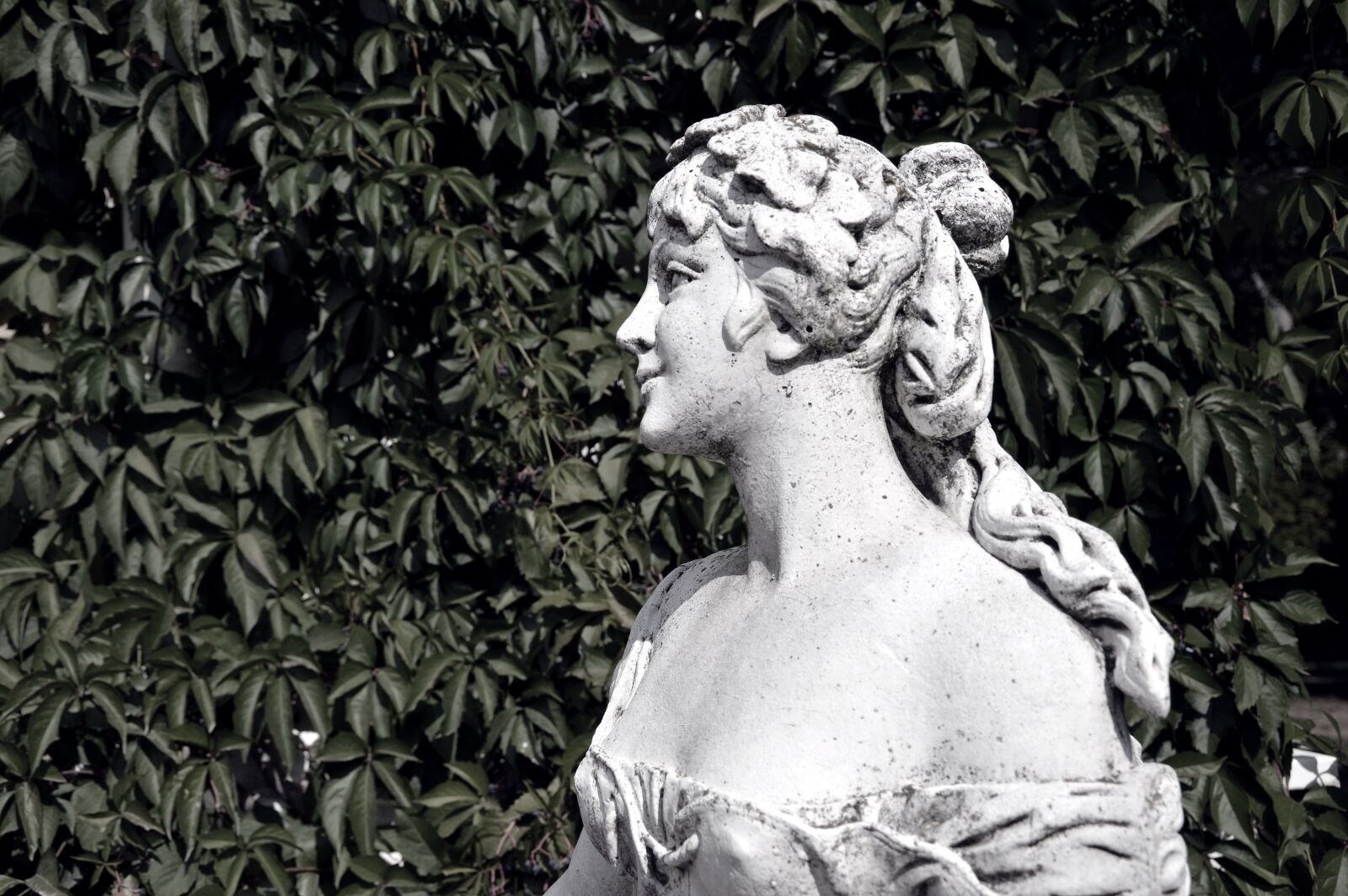 Nikon D3200 sample photo. Statue, woman, girl photography
