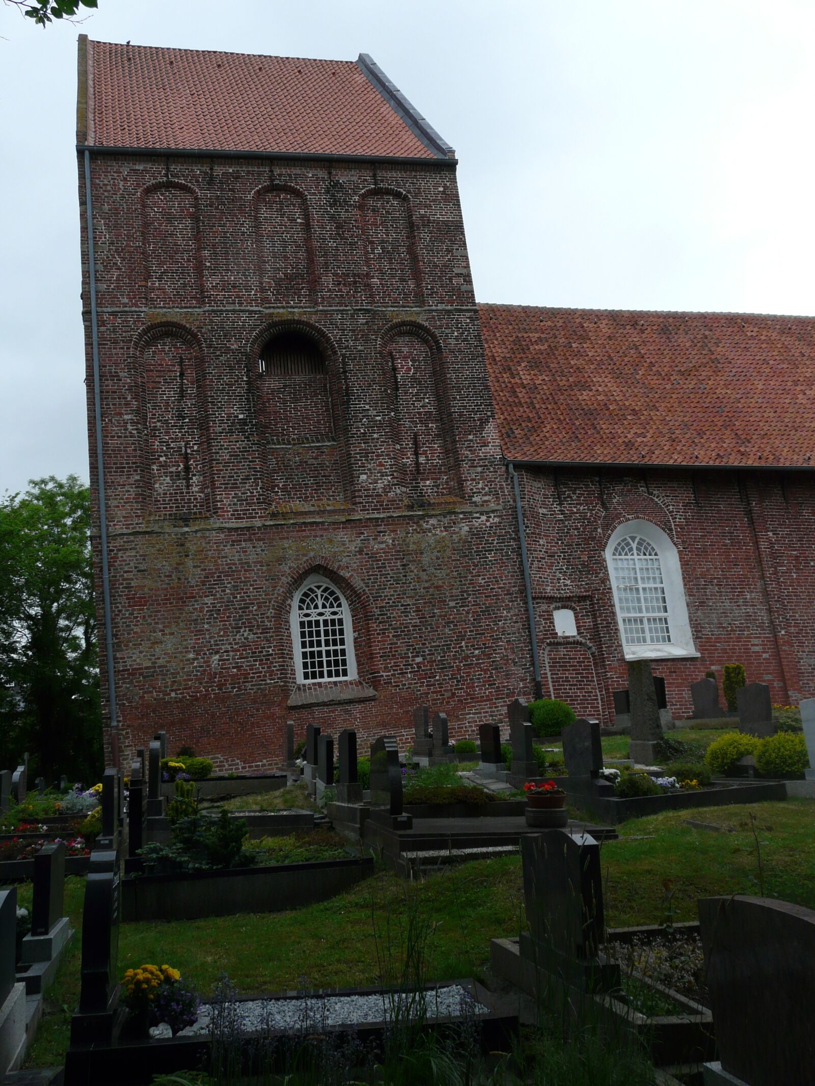 Panasonic DMC-FZ18 sample photo. Steeple, church, askew photography