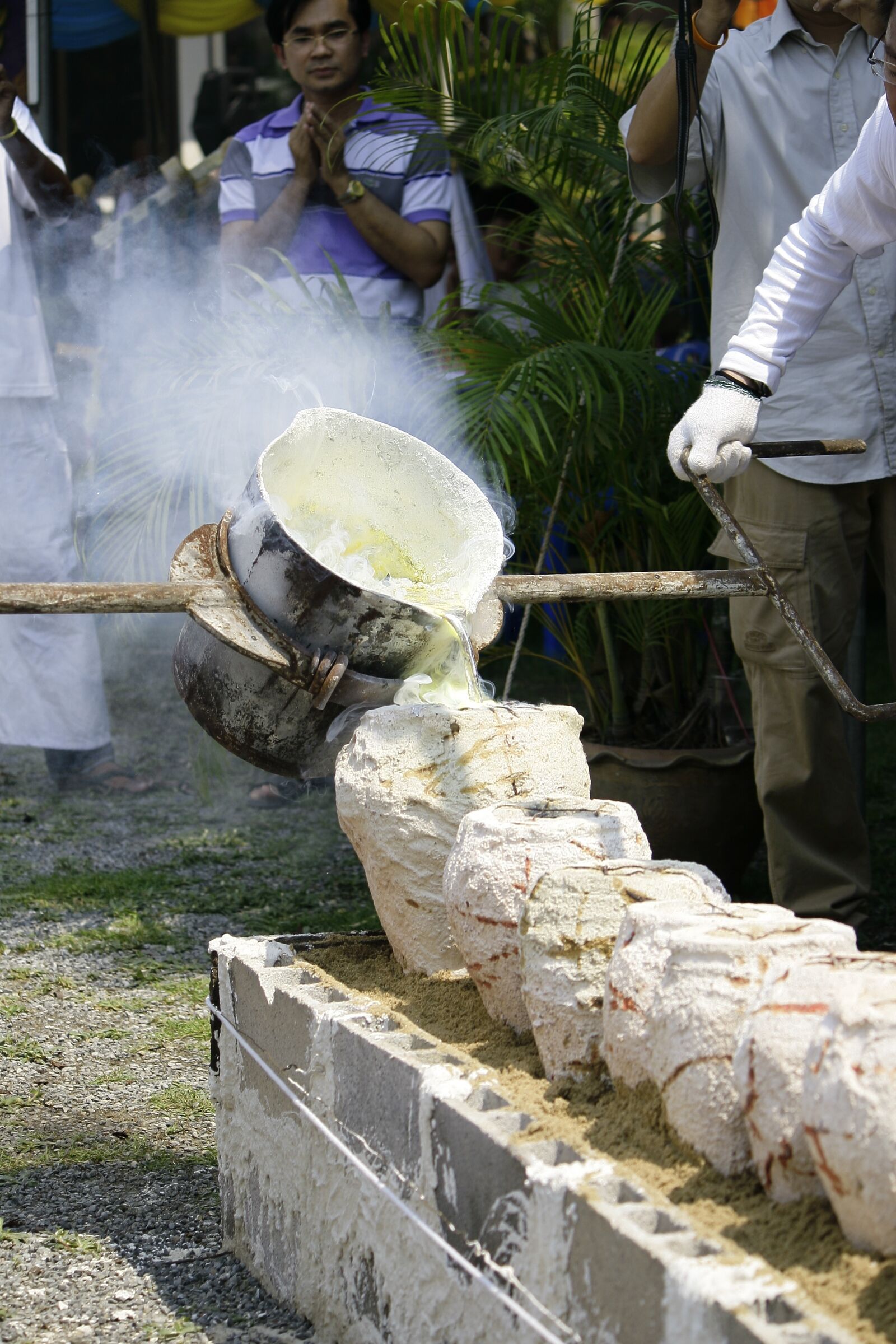 Canon EOS 30D sample photo. Burn metal, create a photography