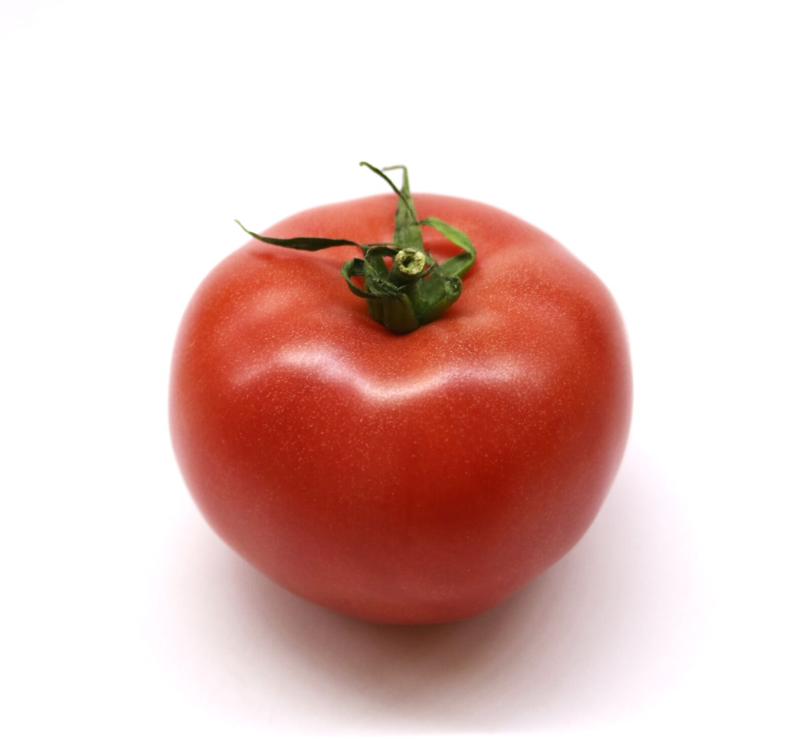 Canon EOS 80D sample photo. Tomato, a vegetable, red photography