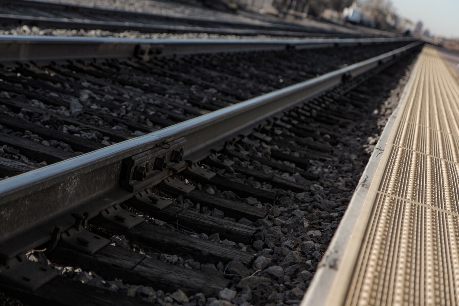 Canon EOS 650D (EOS Rebel T4i / EOS Kiss X6i) sample photo. Railroad, train, tracks photography