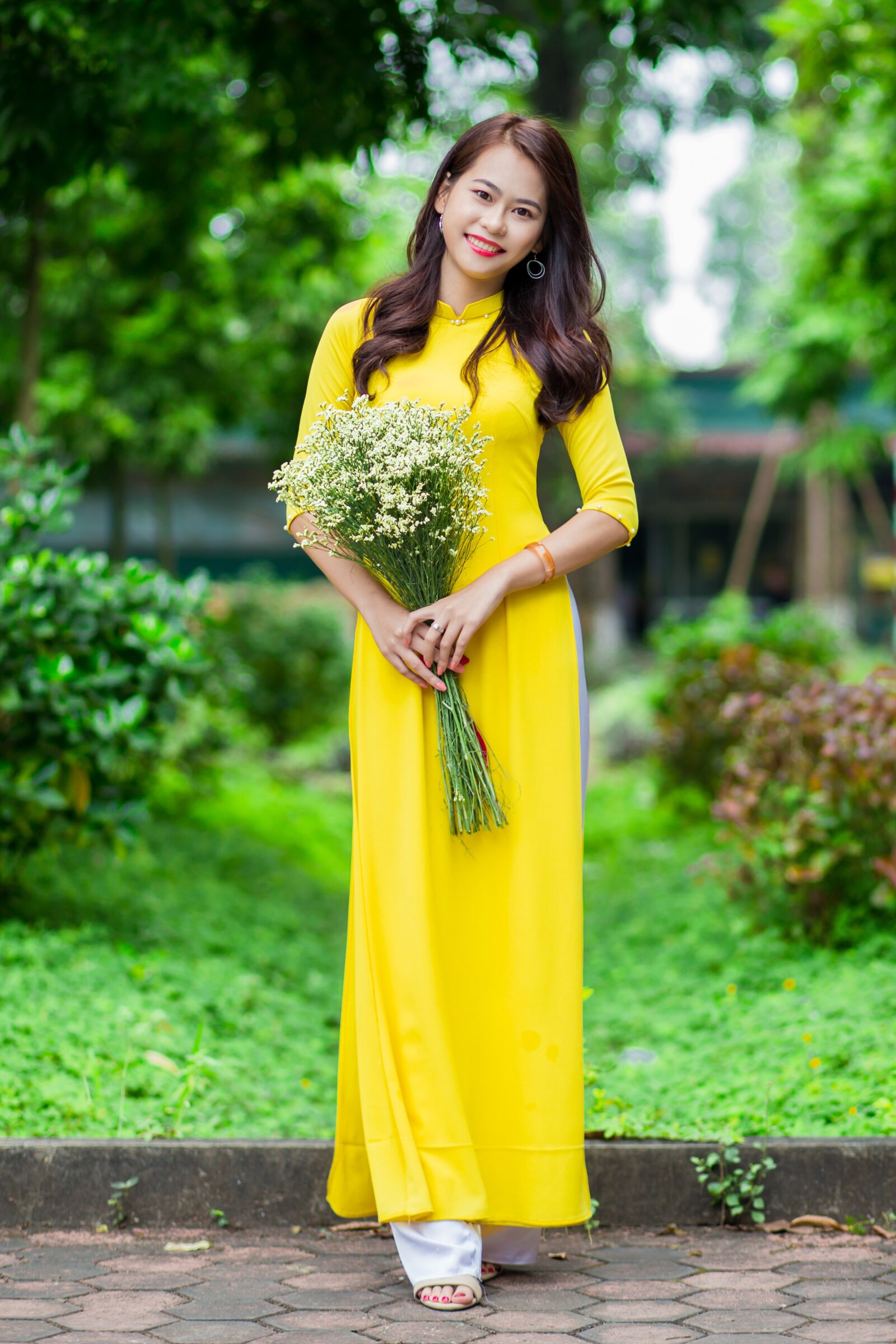 Canon EF 85mm F1.8 USM sample photo. School girl, student, long photography