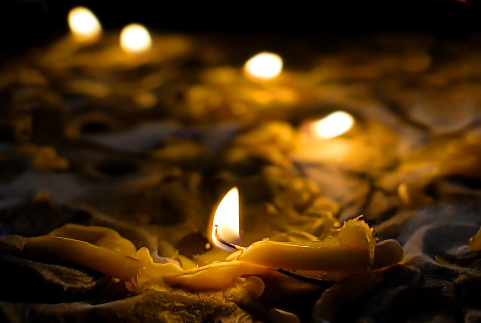 Nikon D7000 sample photo. Candles, light, faith photography