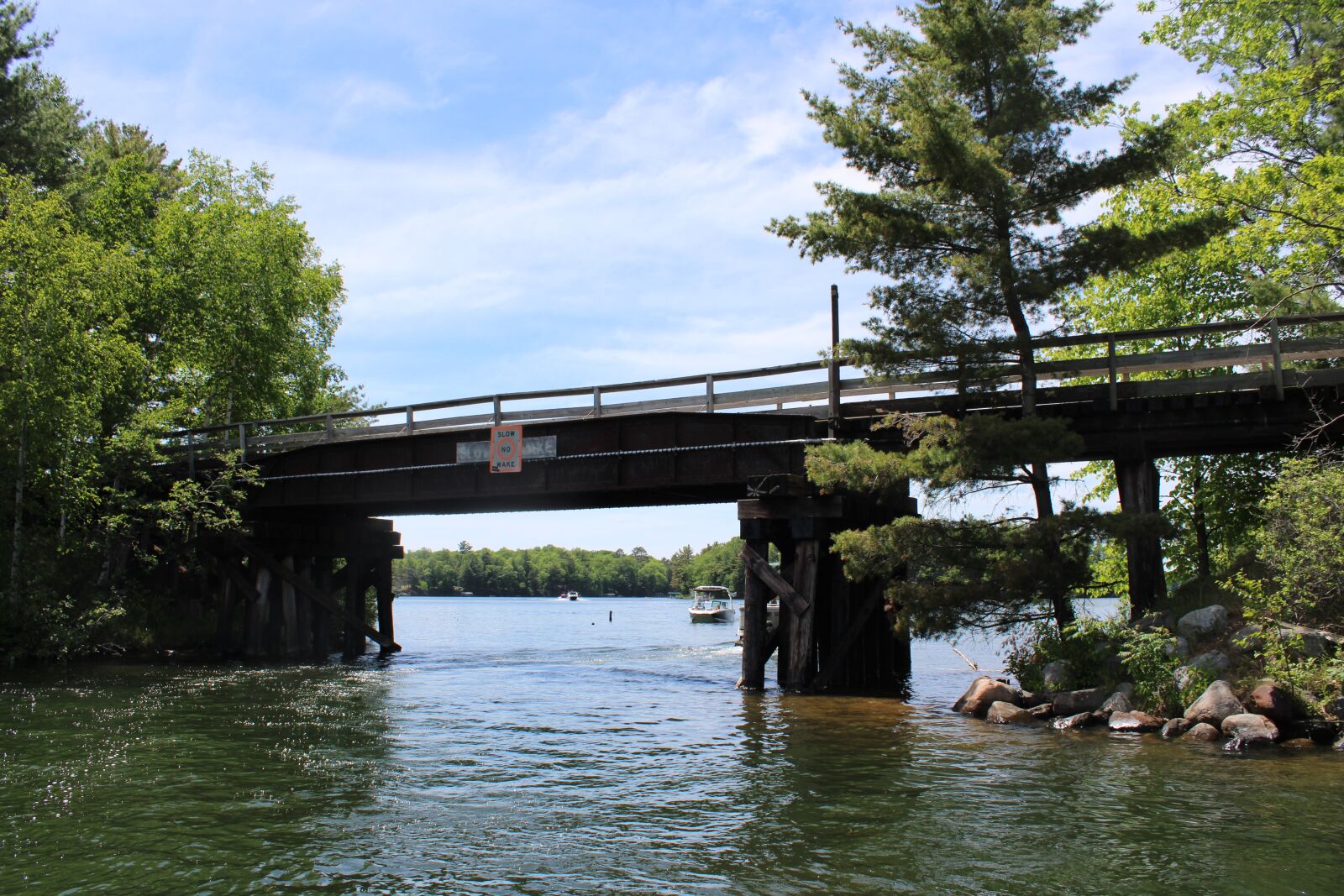 Canon EOS 2000D (EOS Rebel T7 / EOS Kiss X90 / EOS 1500D) sample photo. Bridge, water, outdoors photography