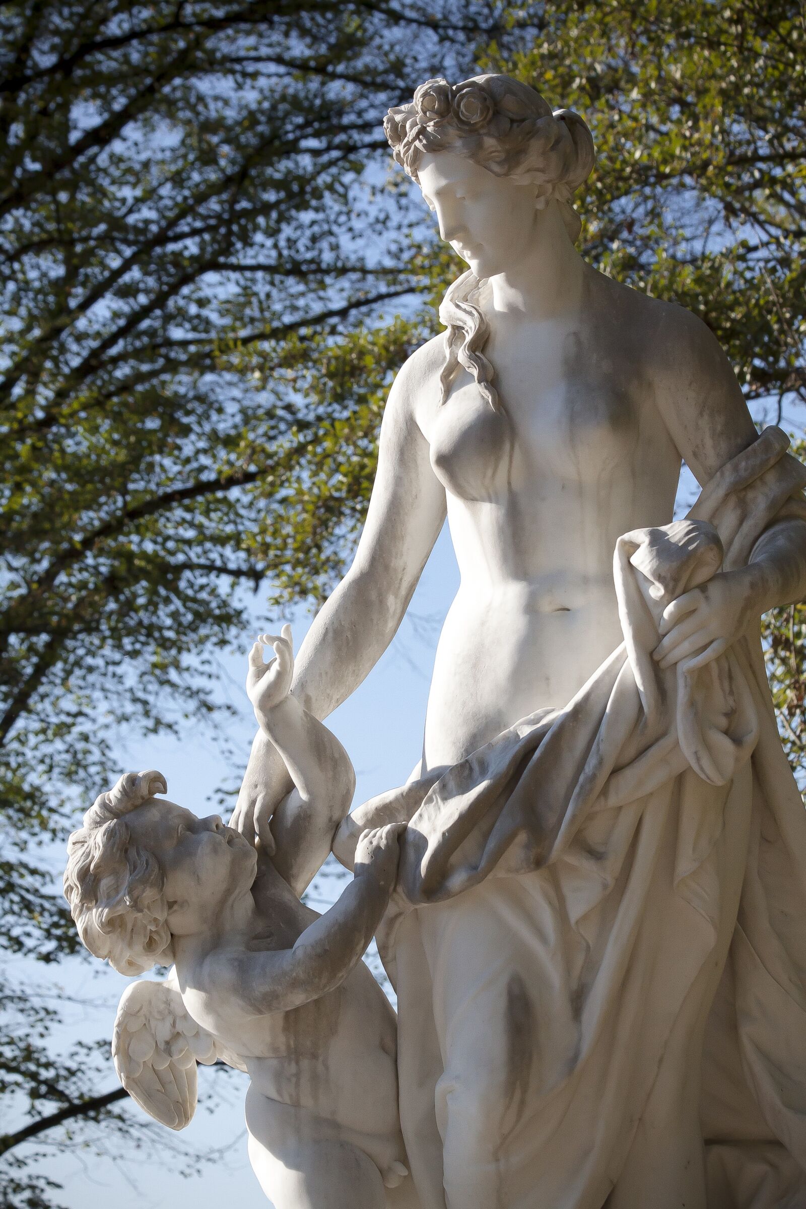 Canon EOS 50D + Canon EF 70-300mm F4-5.6 IS USM sample photo. Venus, sculpture, marble photography