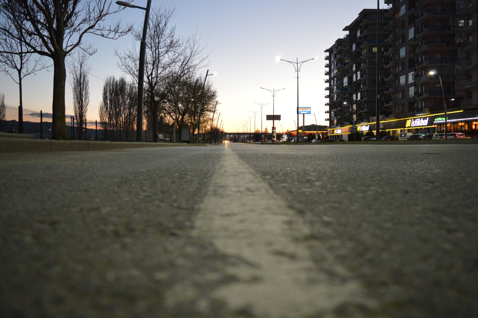 Nikon D3200 sample photo. Street, city, avenue photography